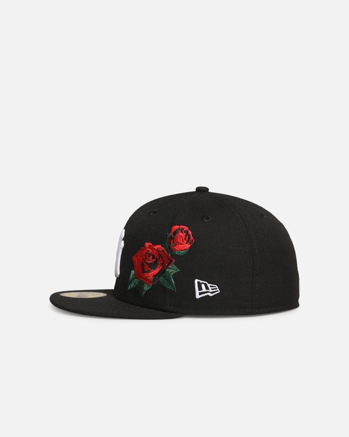 New Era New York Yankees 'Rose Emblem' 59FIFTY Fitted Black/Rose - Image 4
