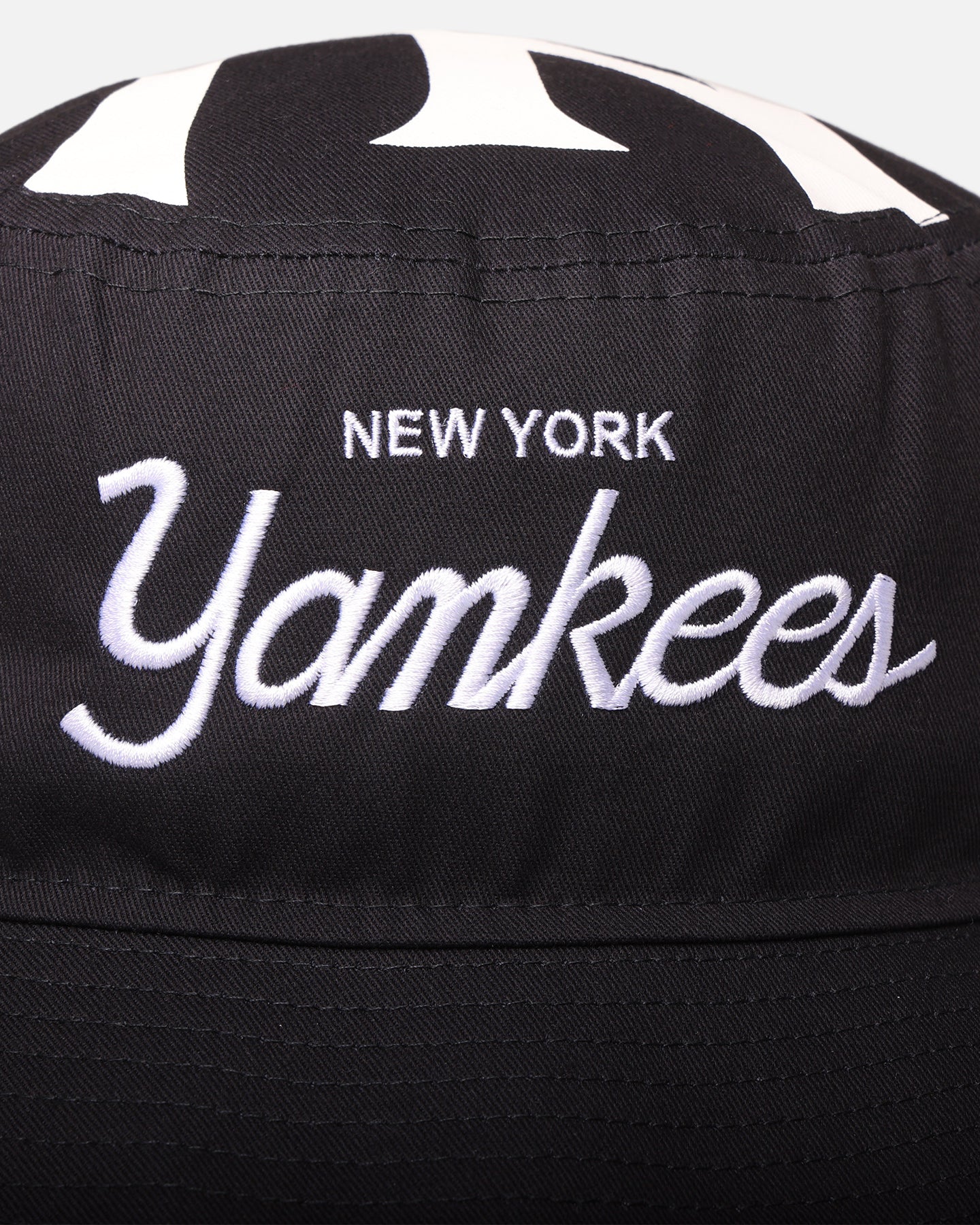 New Era New York Yankees 'Script' Bucket Hat Official Team Colour - Image 5