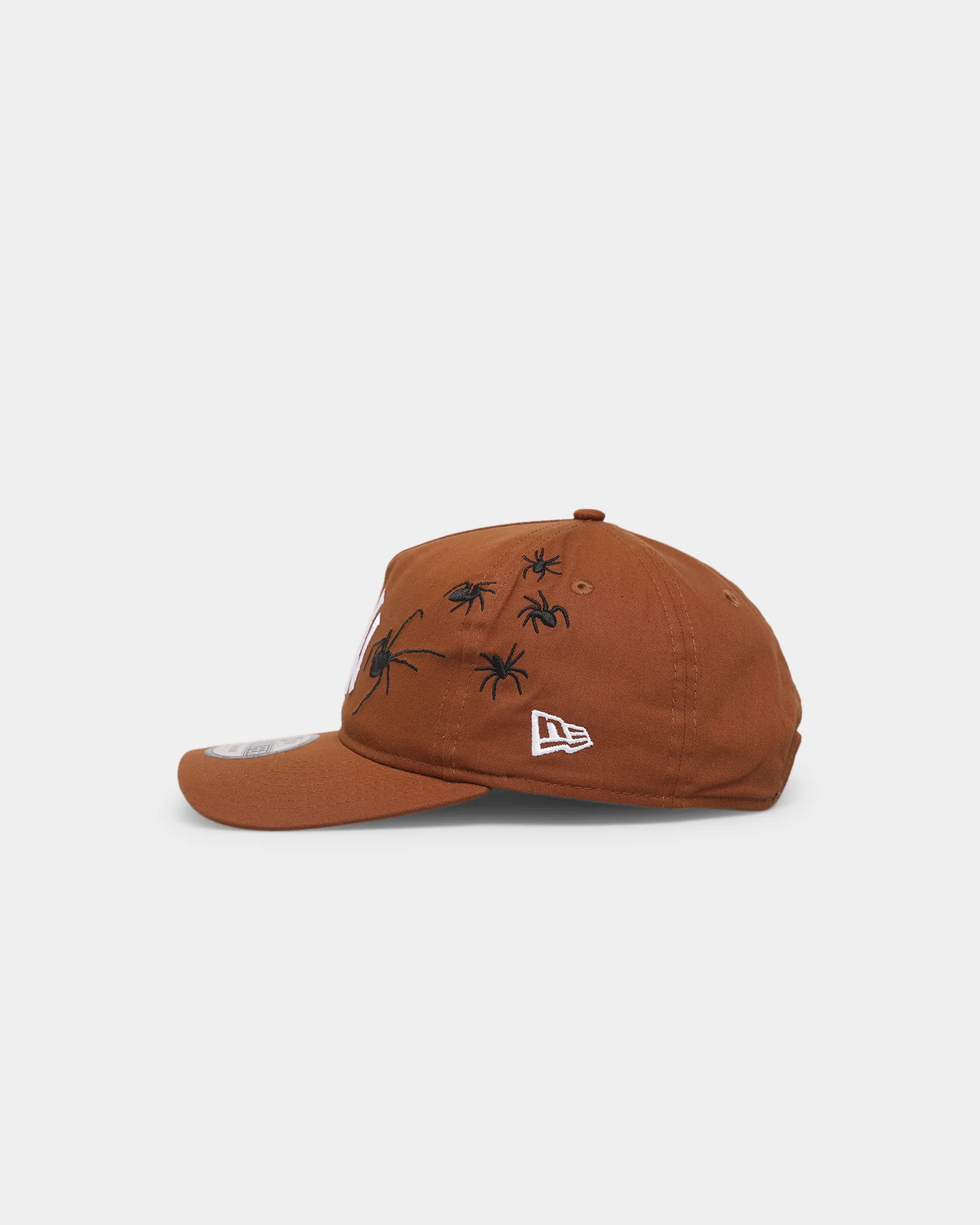 New Era New York Yankees 'Spider Crown' Old Golfer Snapback Chocolate - Image 4