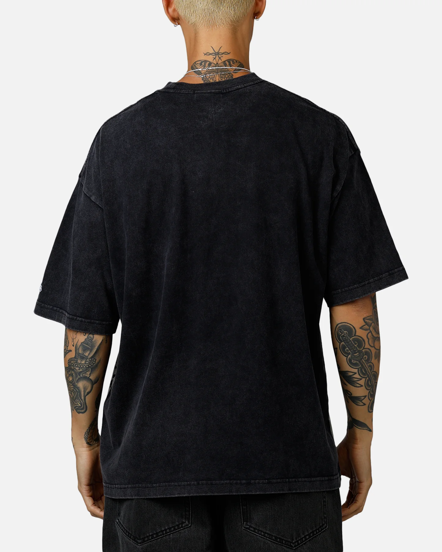 New Era New York Yankees Sport Class T-Shirt Washed Black - Image 2