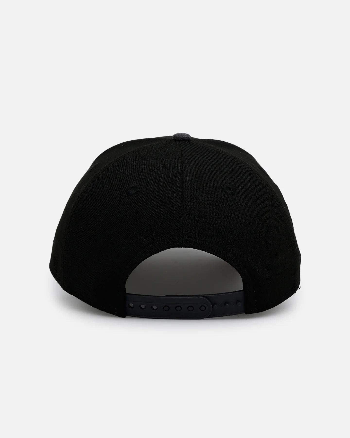 New Era New York Yankees 'Stealth' 9FORTY A-Frame Snapback Black/Charcoal - Image 2