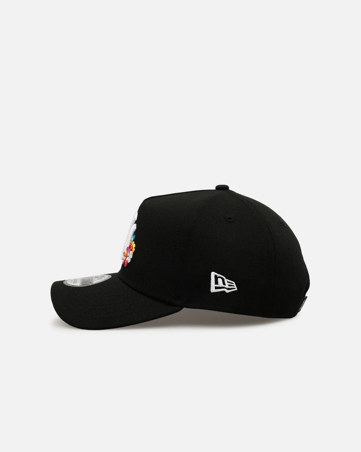 New Era New York Yankees 'Summer Flowers' 9FORTY A-Frame Snapback Black - Image 4