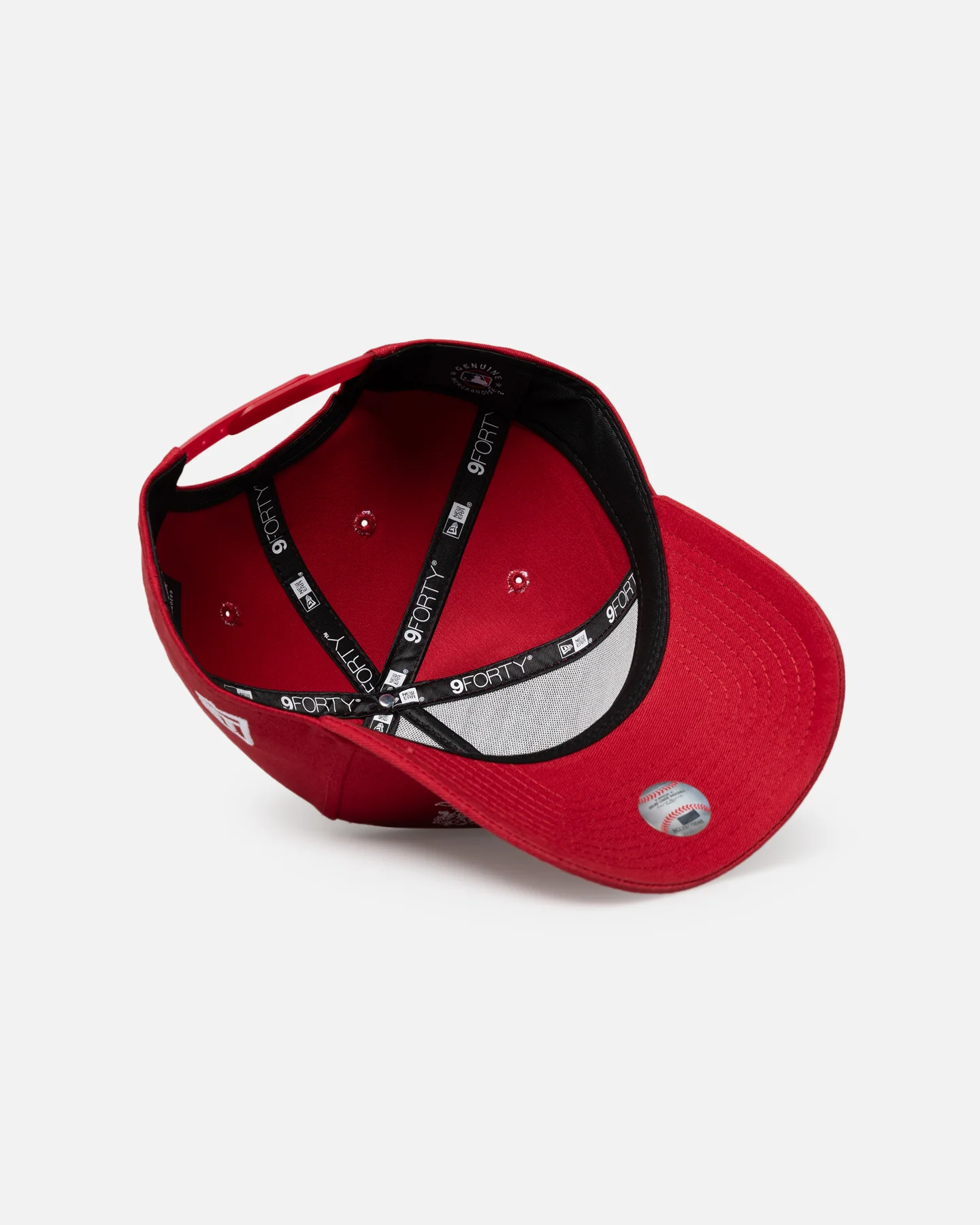 New Era New York Yankees 'Valentines Day' 9FORTY A-Frame Snapback Dark Red - Image 6