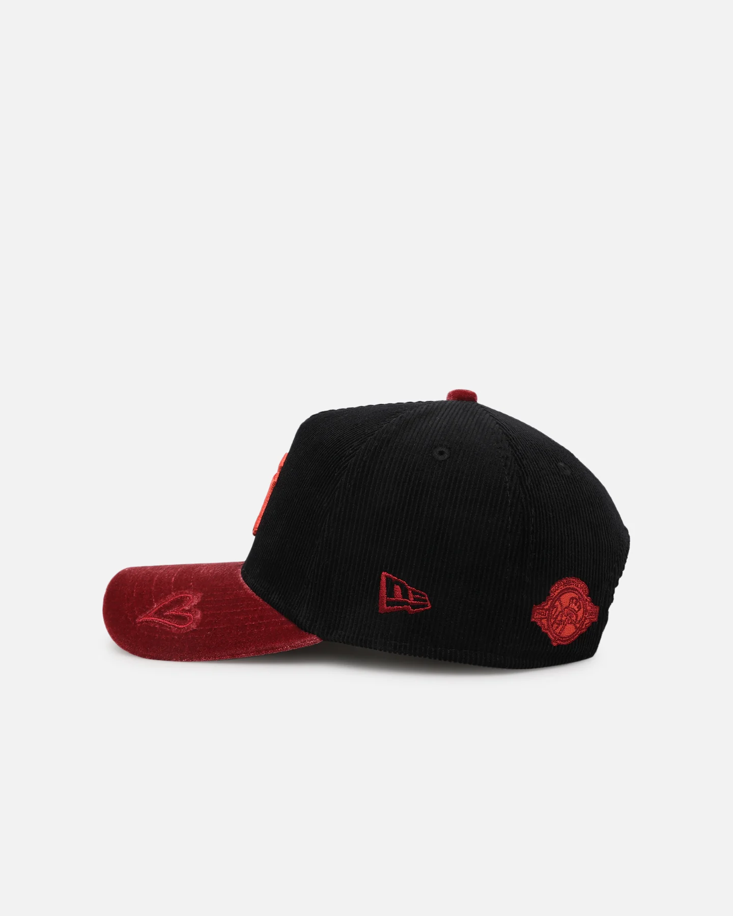New Era New York Yankees 'Velvet Cord Certified Lover' 9FORTY A-Frame Premium Corduroy Snapback Violet - Image 5