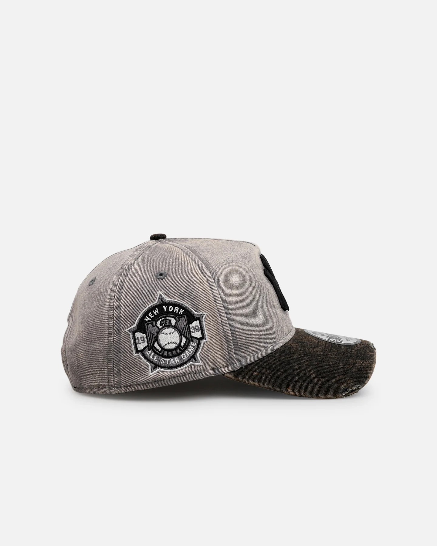 New Era New York Yankees 'Washed Storm Gray' 9FORTY A-Frame Snapback Gray - Image 3