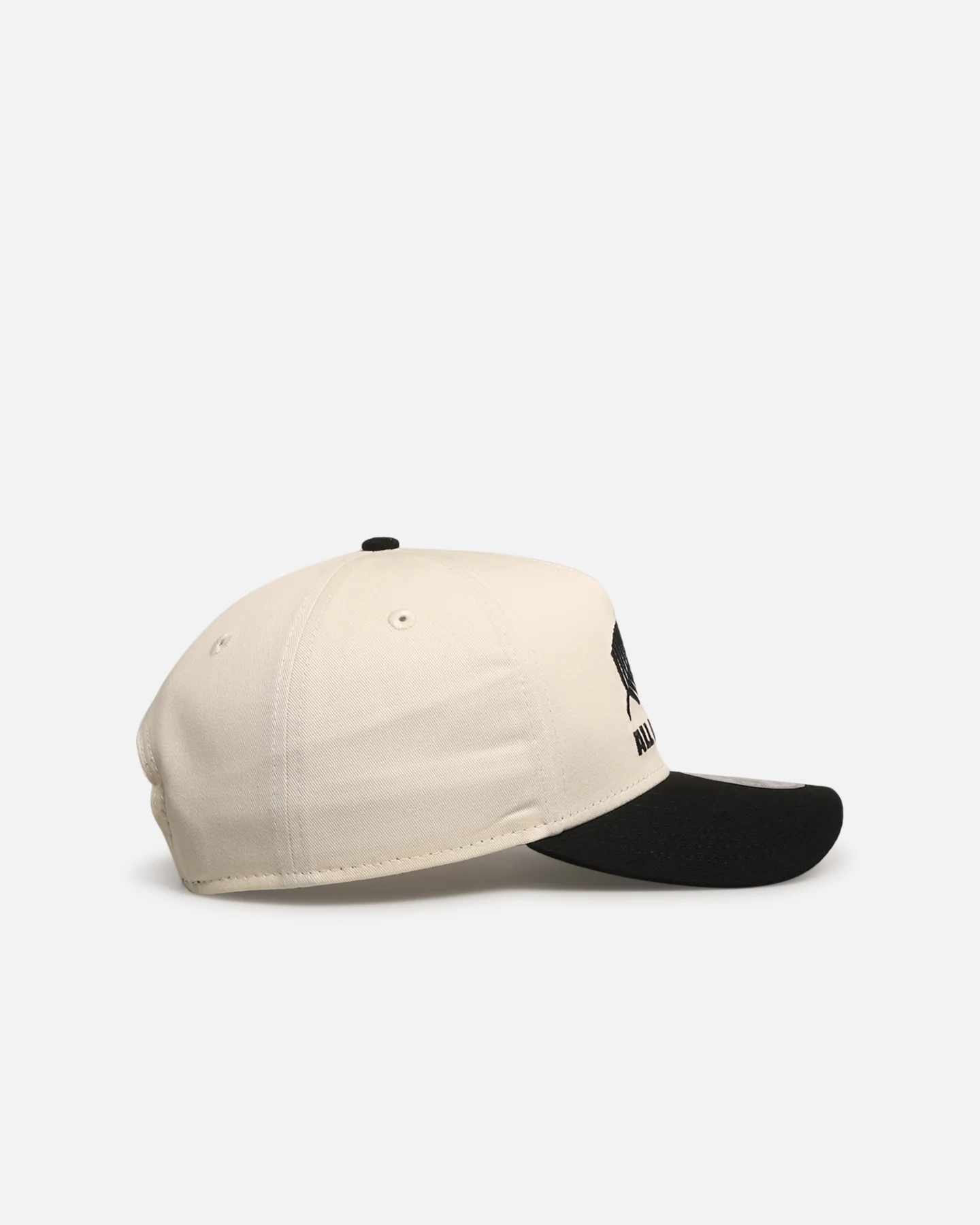 New Era New Zealand All Blacks 'All Blacks Collection' 9FORTY A-Frame Snapback Chrome White - Image 3