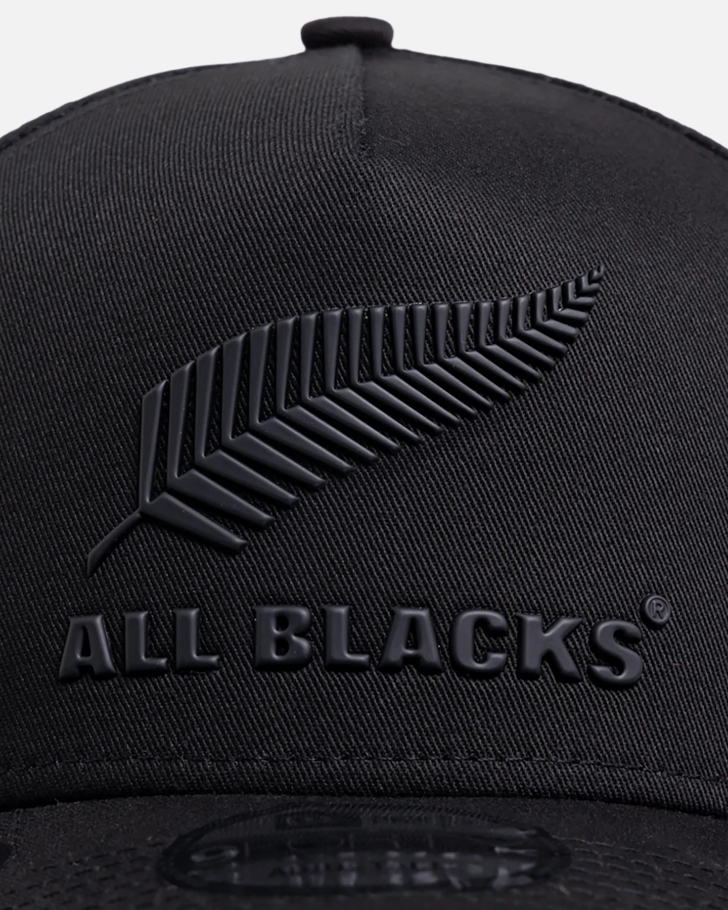 New Era New Zealand All Blacks 'TPU Badge' 9FORTY A-Frame Snapback Black - Image 5