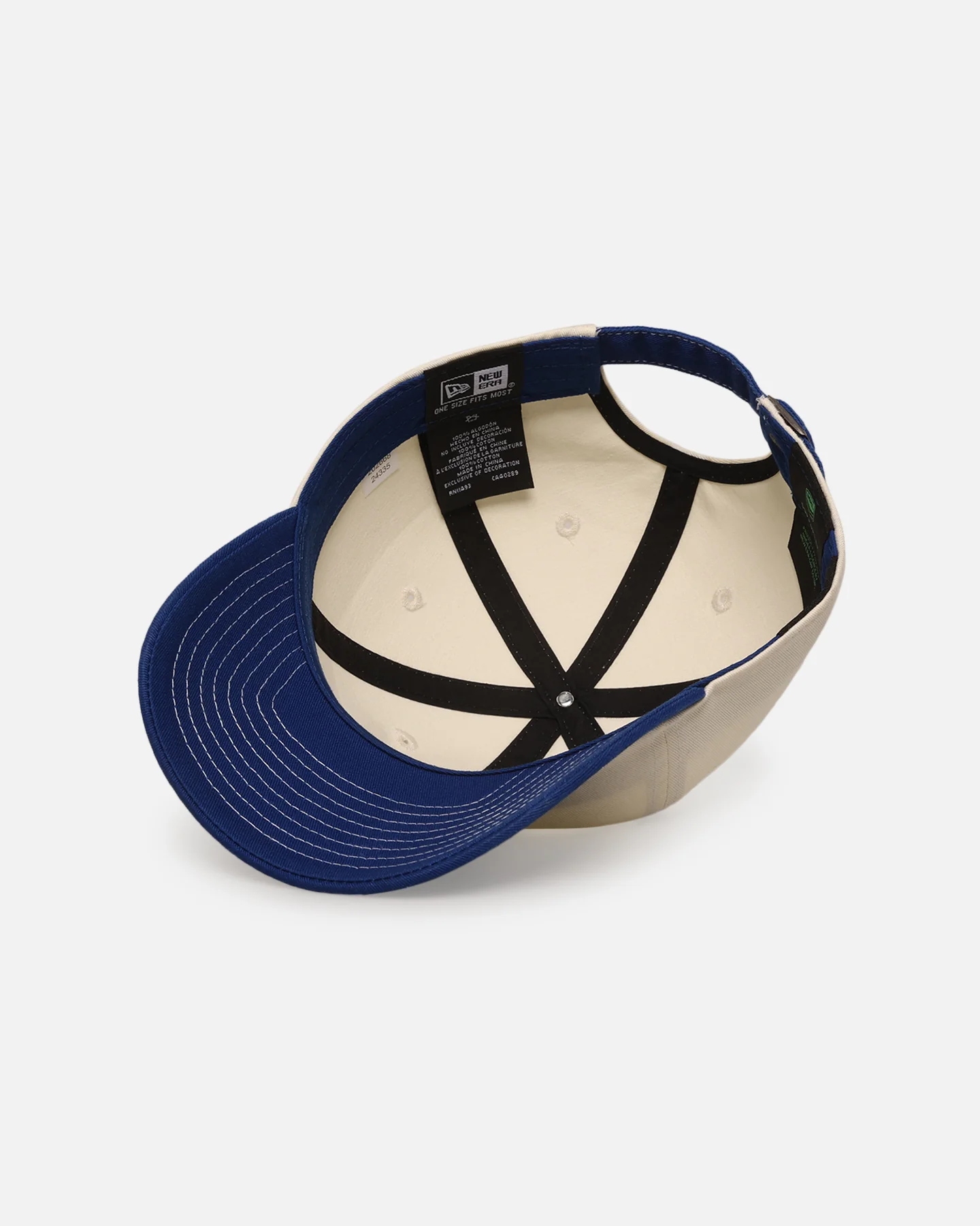 New Era New Zealand Warriors 'NRL 2-Tone 2025 Collection' Casual Classic Strapback Chrome White - Image 6