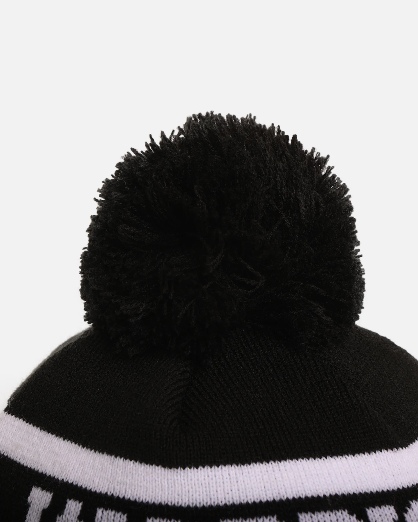 New Era New Zealand Warriors 'NRL Black White Beanies' Knitted Beanie Black - Image 6