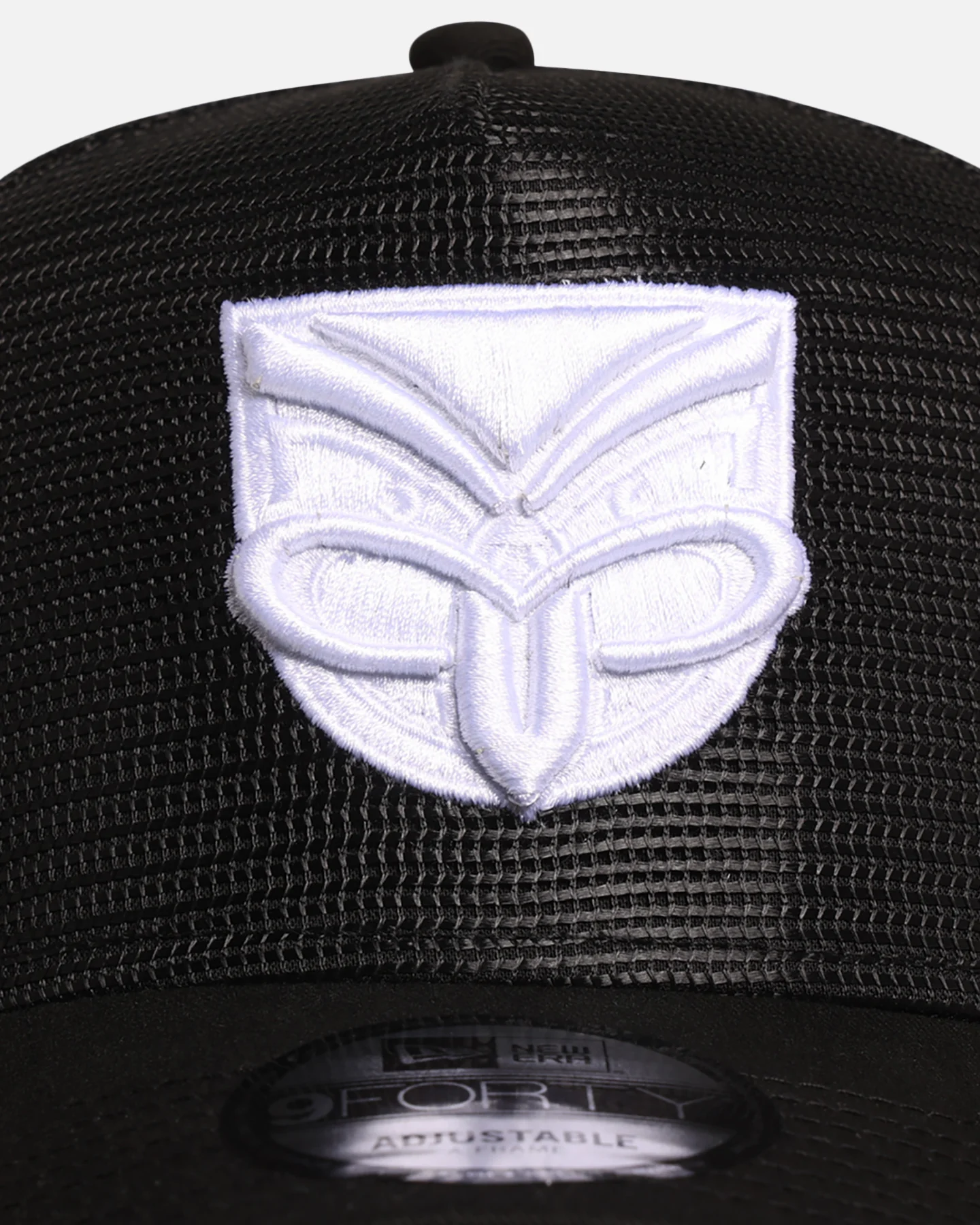 New Era New Zealand Warriors 'NRL Mesh Crown' 9FORTY A-Frame Trucker Snapback Black - Image 5