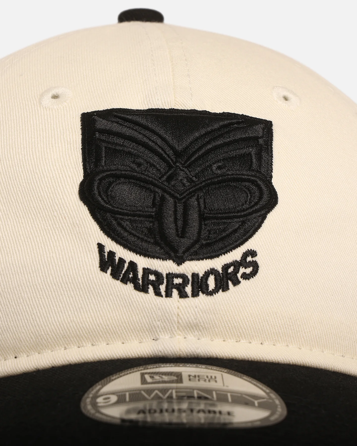 New Era New Zealand Warriors 'NRL Two Tone' 9TWENTY Strapback Chrome White/Black - Image 5