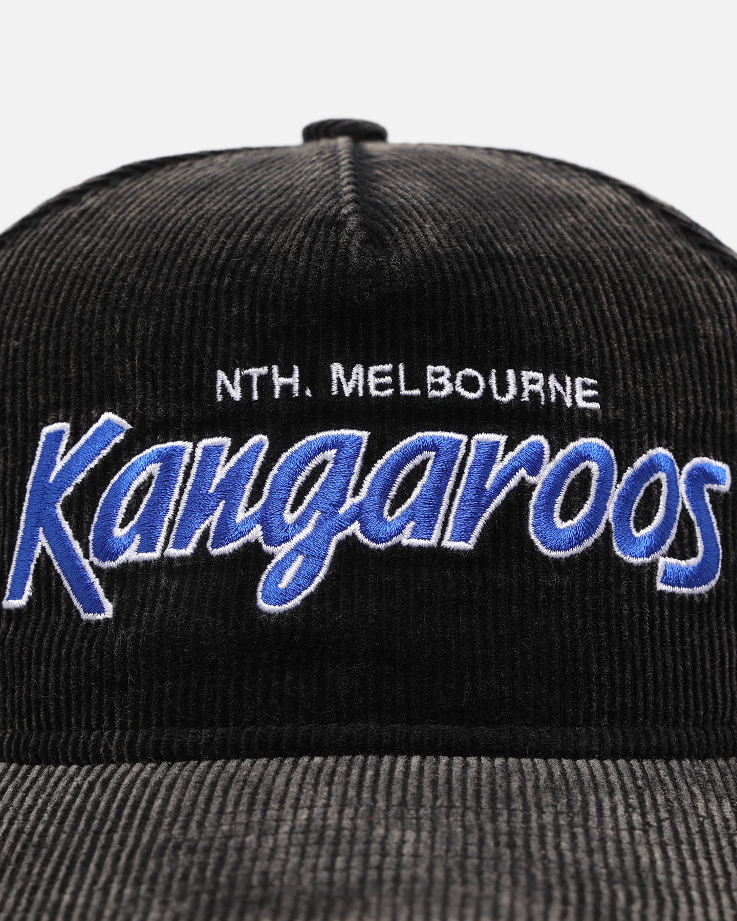 New Era North Melbourne Kangaroos 'Washed Corduroy' Pre-Curved Golfer Snapback Black/Kelly Green - Image 5
