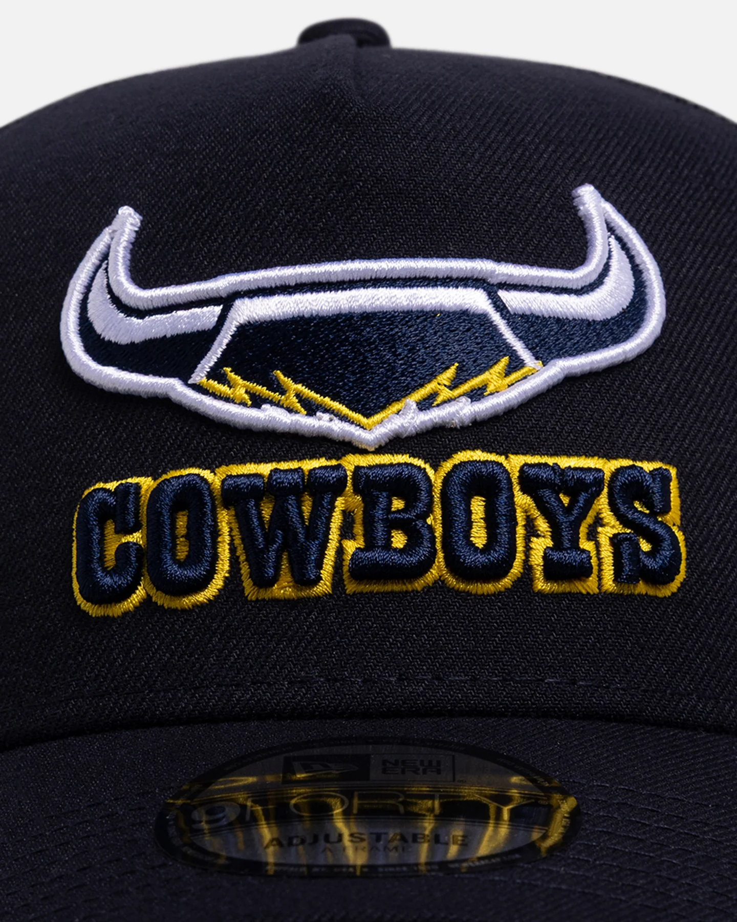 New Era North Queensland Cowboys 'NRL Vegas Round 2026' 9FORTY A-Frame Trucker Snapback Official Team Colour - Image 5