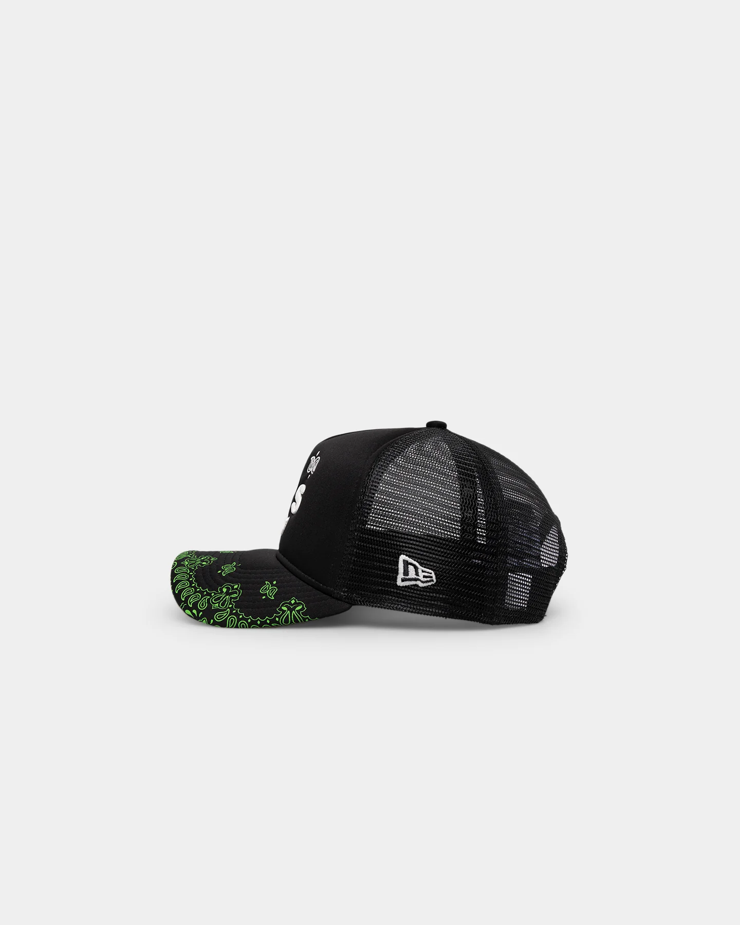 New Era Oakland Athletics 'Glow In The Dark' 9FORTY A-Frame Trucker Snapback Black/Neon Green - Image 5