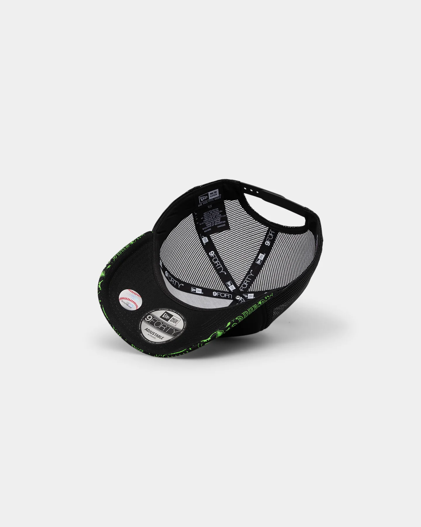New Era Oakland Athletics 'Glow In The Dark' 9FORTY A-Frame Trucker Snapback Black/Neon Green - Image 7
