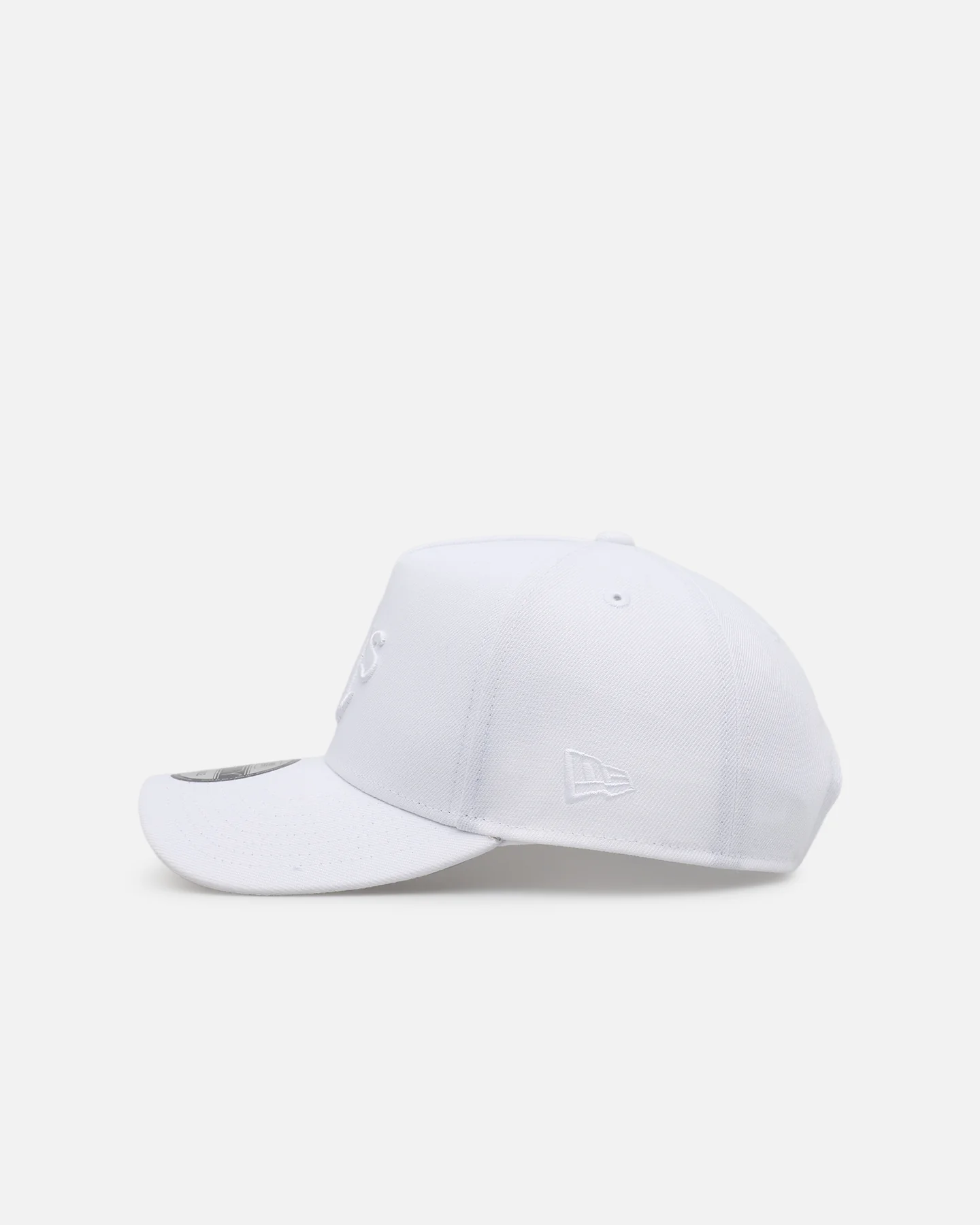 New Era Oakland Athletics 'Easy White' 9FORTY A-Frame Snapback White/White - Image 4