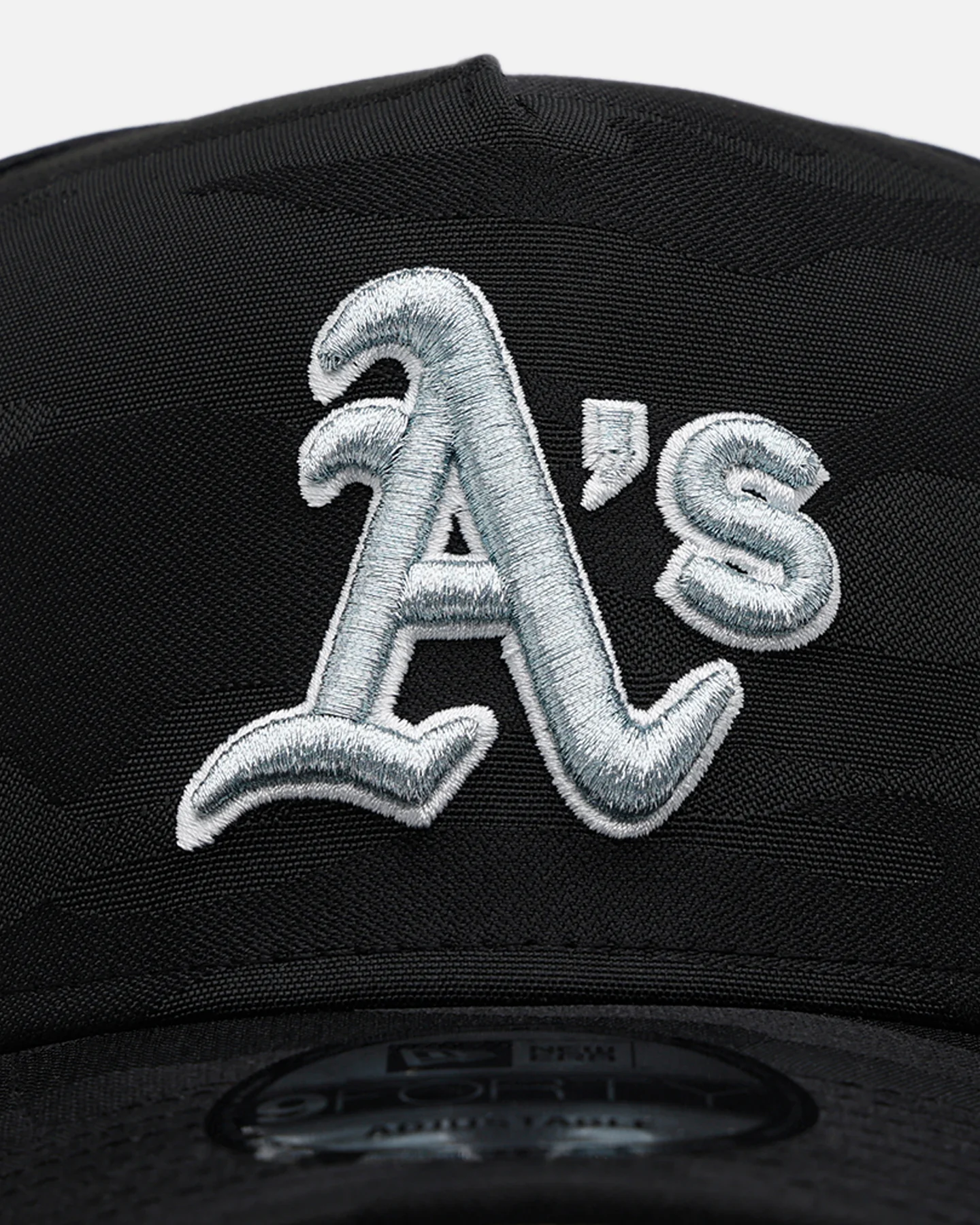 New Era Oakland Athletics 'Icy Camo' 9FORTY A-Frame Snapback Black/Camo - Image 5