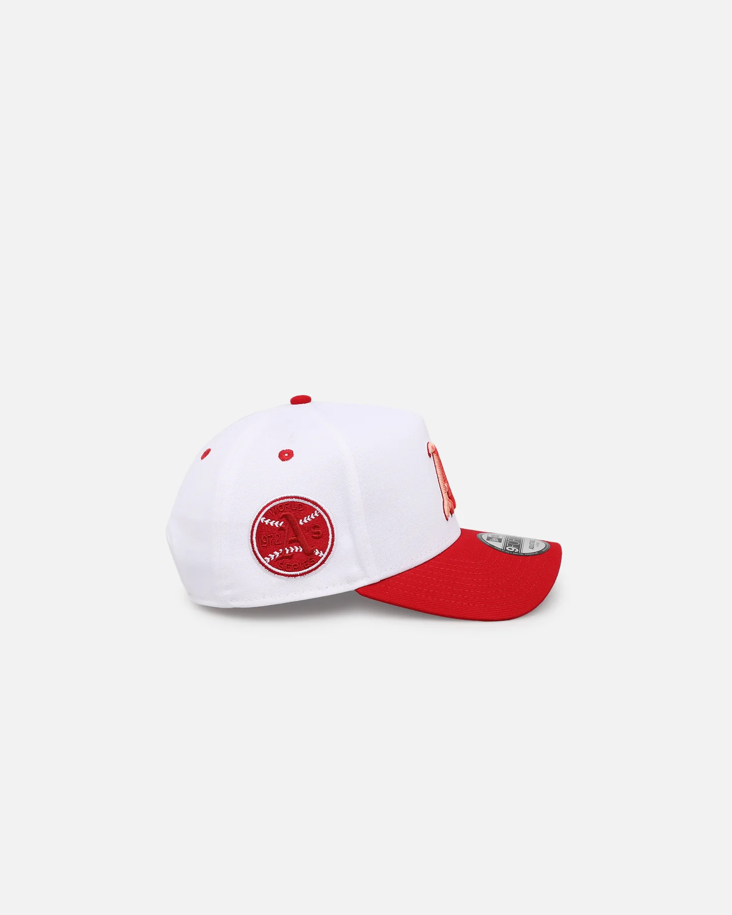 New Era Oakland Athletics 'Satin Blaze' 9FORTY A-Frame Snapback White/Scarlet - Image 3