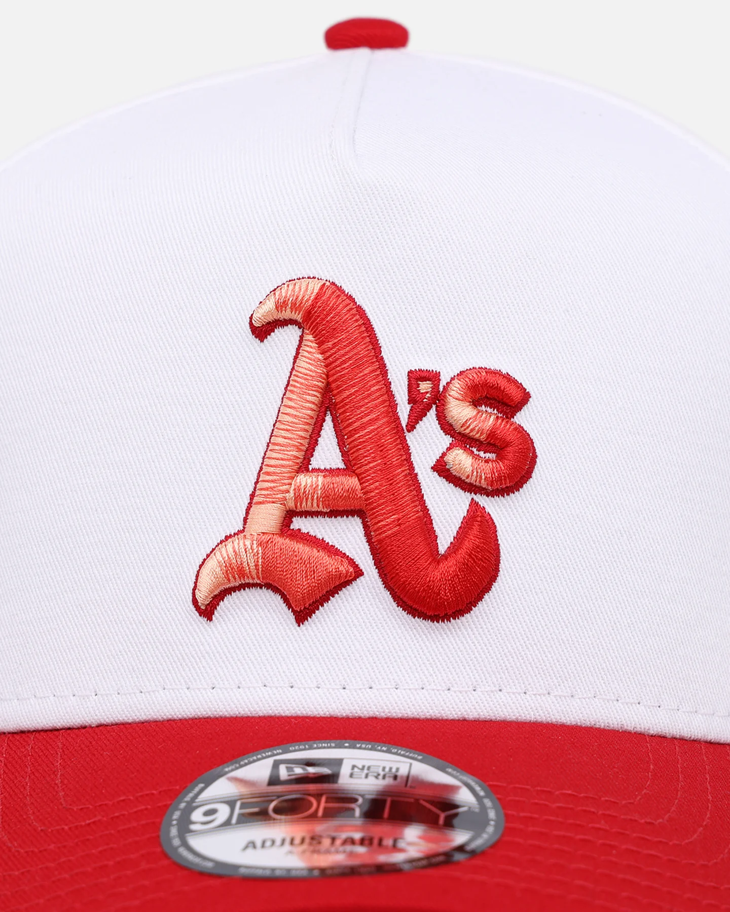 New Era Oakland Athletics 'Satin Blaze' 9FORTY A-Frame Snapback White/Scarlet - Image 5