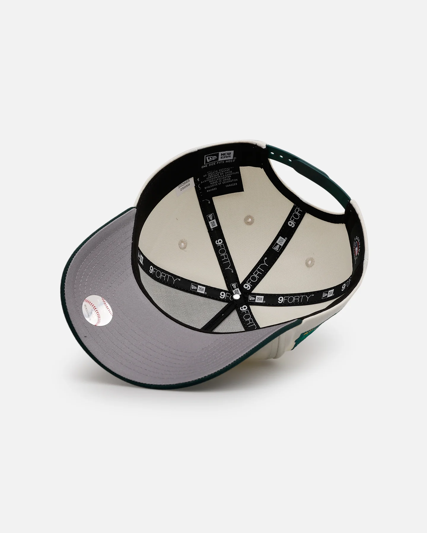 New Era Oakland Athletics 'Team Color Visor' 9FORTY A-Frame Snapback Chrome/Official Team Color - Image 6