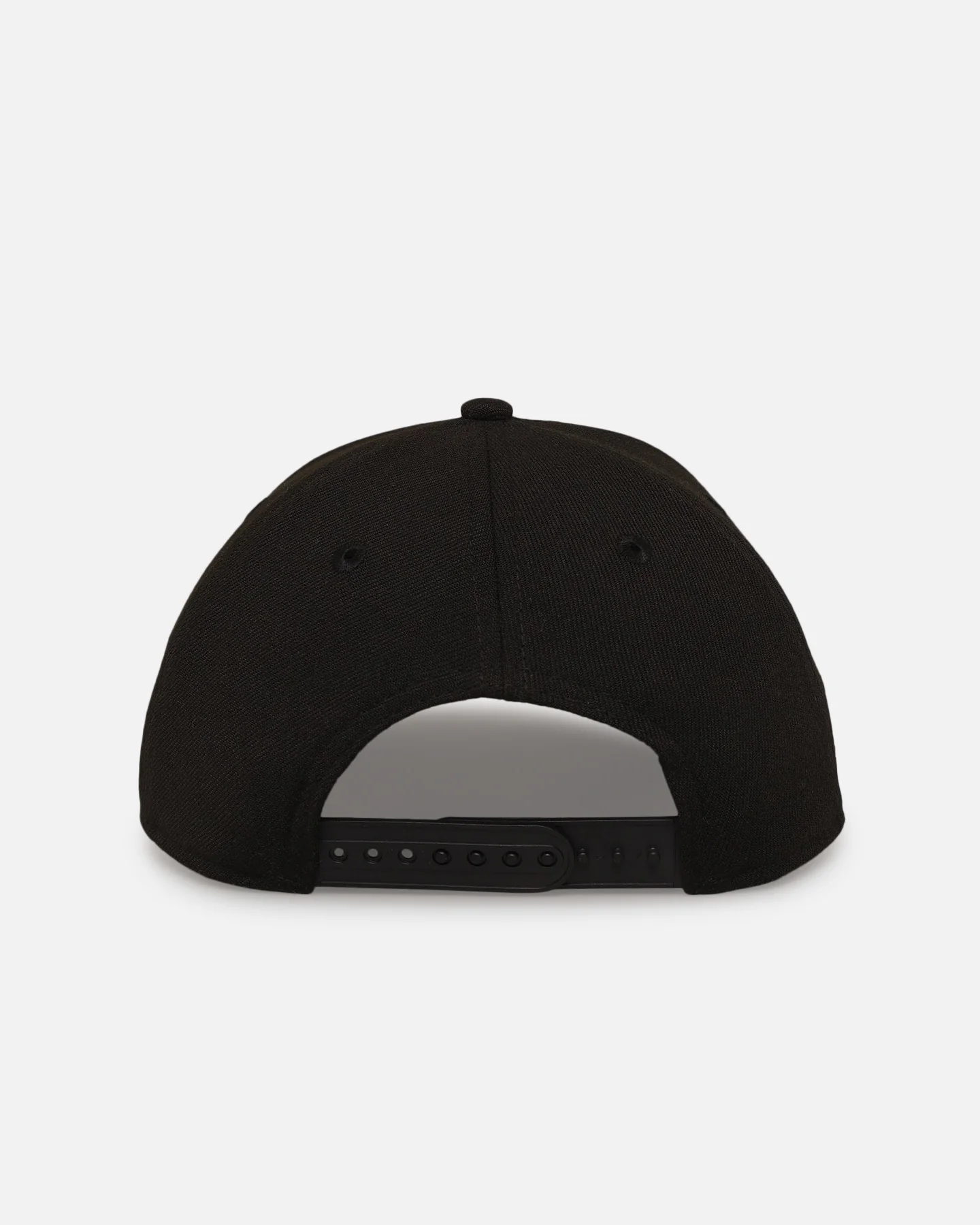New Era Penrith Panthers '2025 NRL Vegas Round' 9SEVENTY Stretch Snapback Black/Gold - Image 2