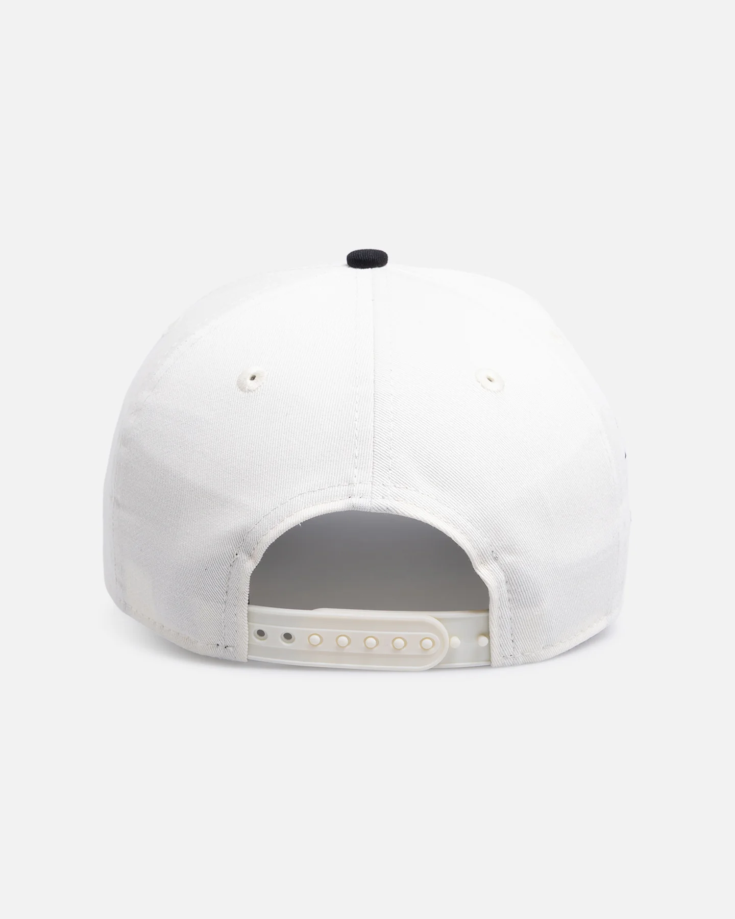 New Era Penrith Panthers 'Chrome Script' 9FORTY A-Frame Snapback Official Team Colour - Image 2