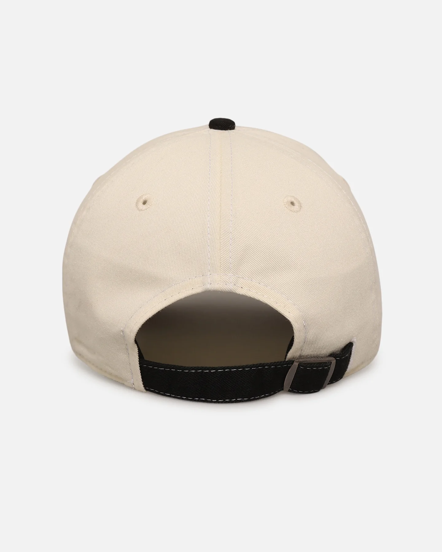 New Era Penrith Panthers 'NRL 2-Tone 2025 Collection' Casual Classic Strapback Chrome White - Image 2