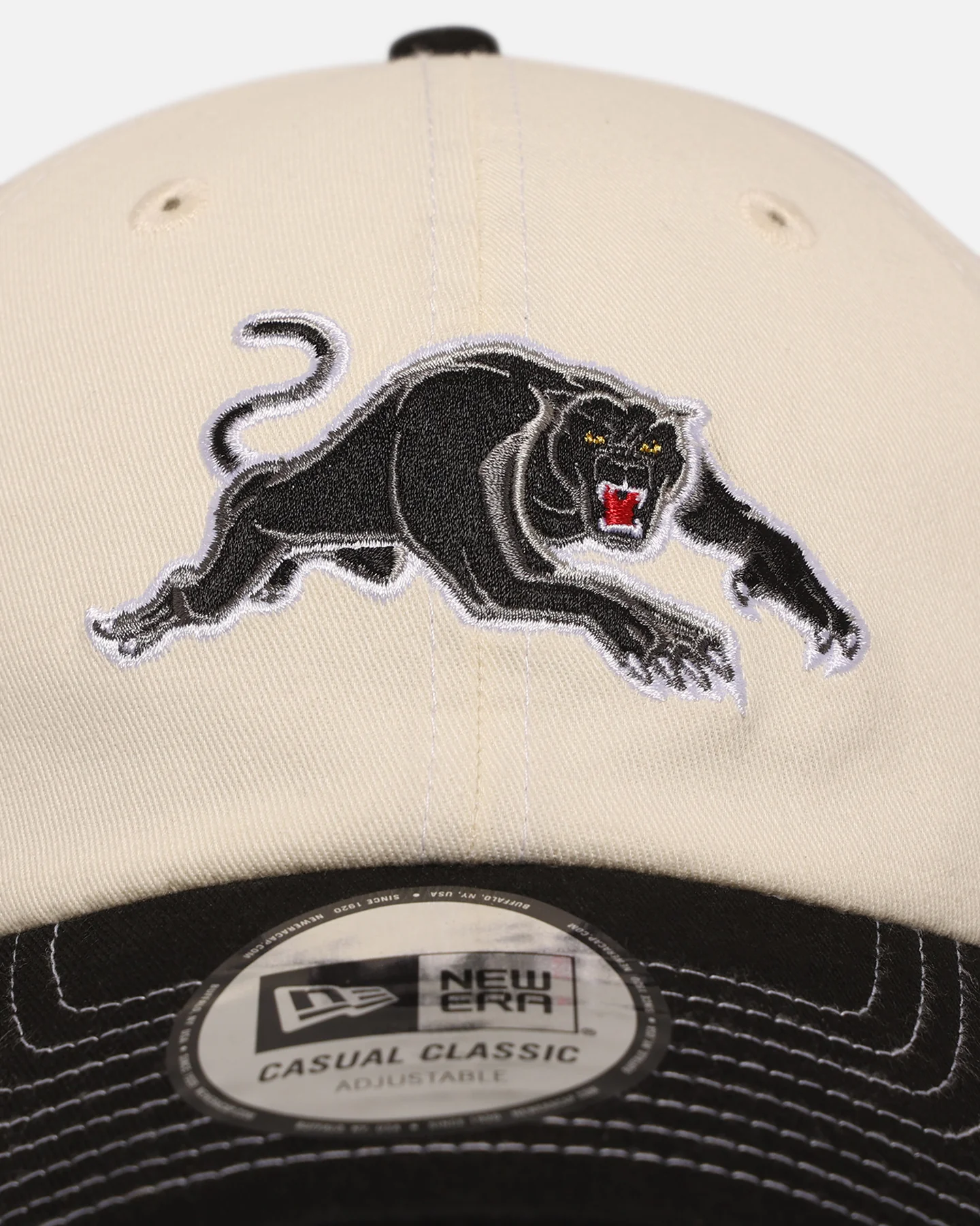 New Era Penrith Panthers 'NRL 2-Tone 2025 Collection' Casual Classic Strapback Chrome White - Image 5
