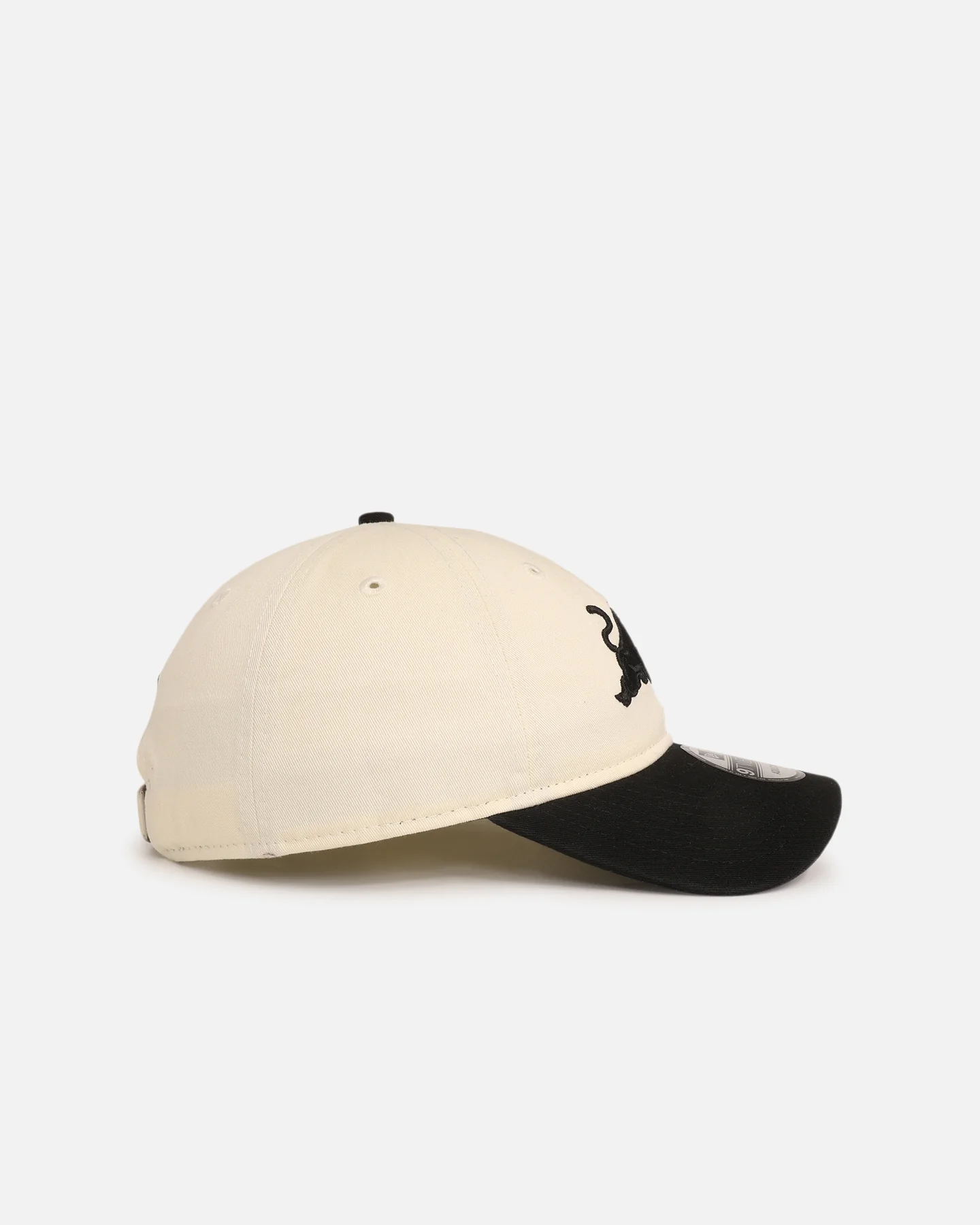 New Era Penrith Panthers 'NRL Two Tone' 9TWENTY Strapback Chrome White/Black - Image 3