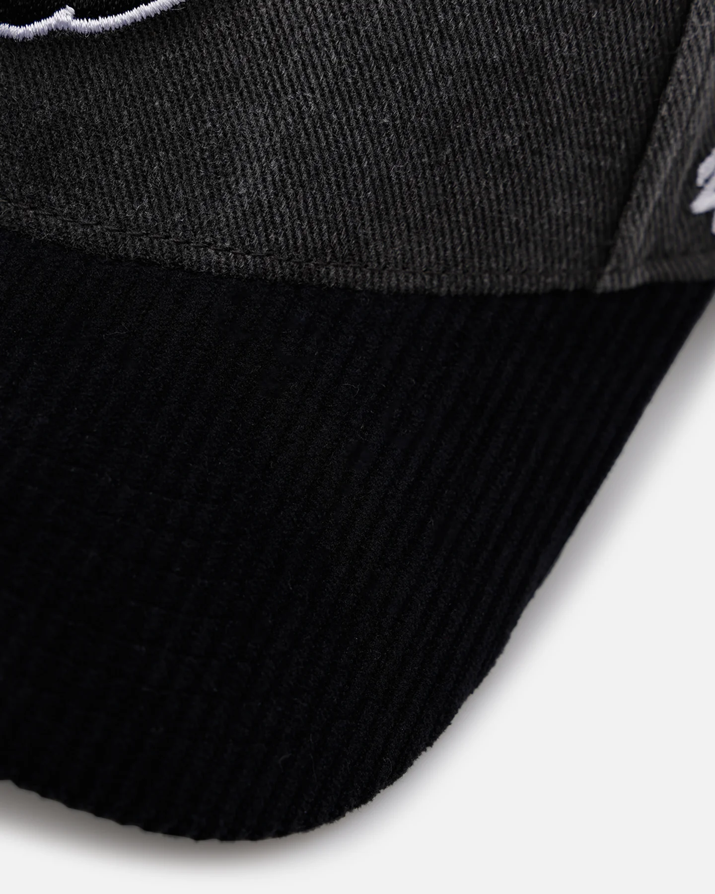 47 Brand Philadelphia Eagles 'Apollo Corduroy' 47 Offside DT Strapback Black - Image 2
