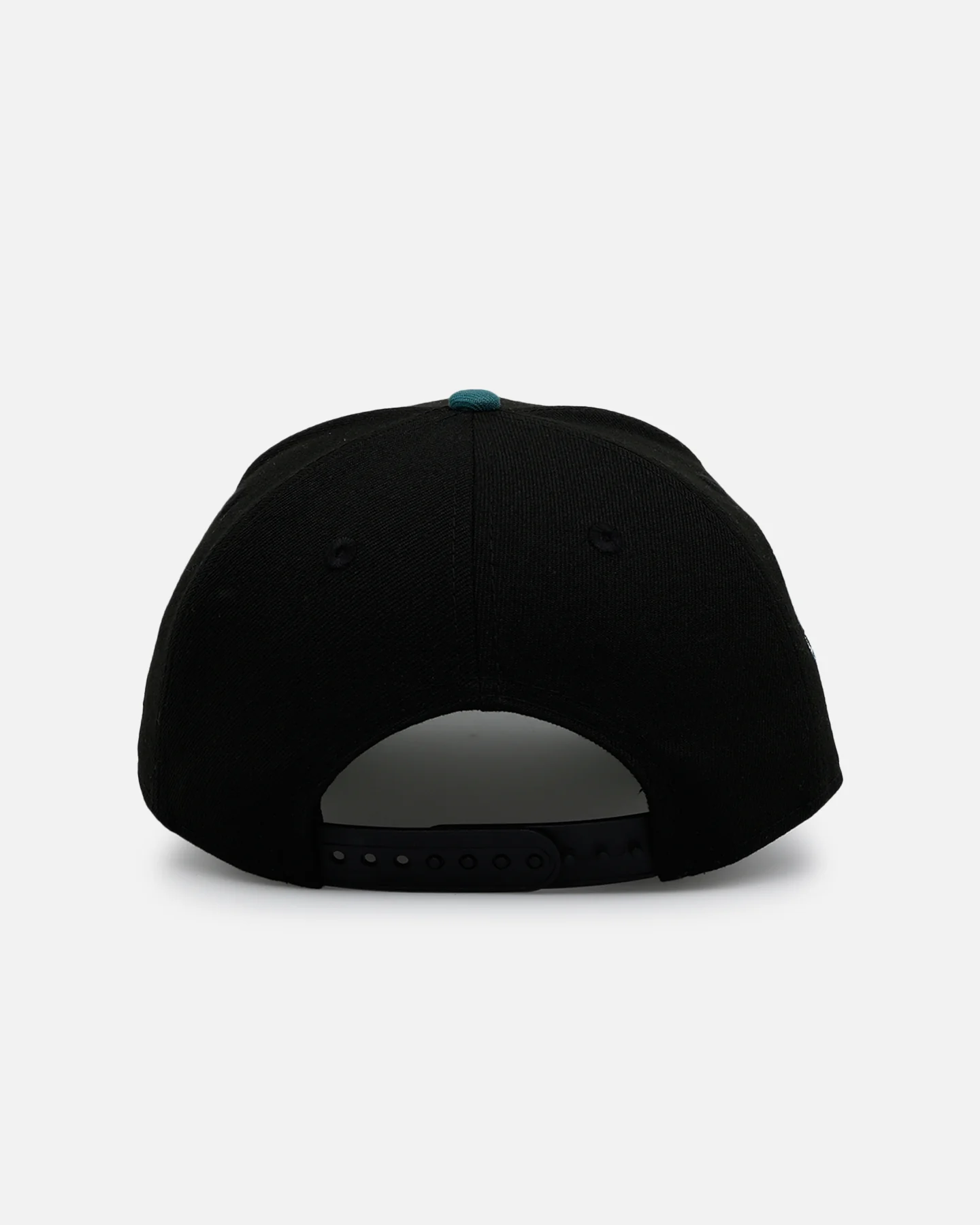 New Era Philadelphia Eagles 'Cascade' 9FORTY A-Frame Snapback Black - Image 2