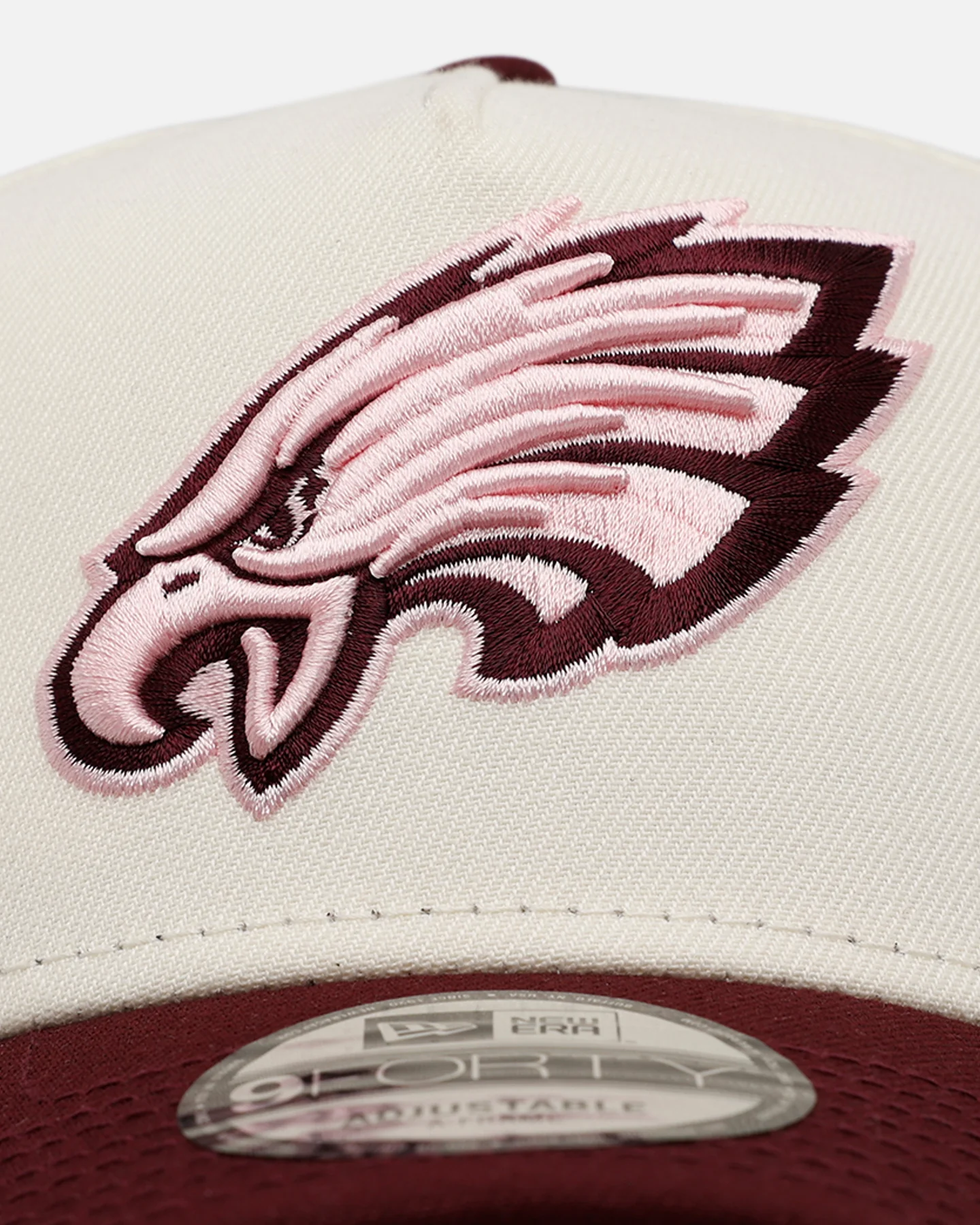 New Era Philadelphia Eagles 'Lover's Club 2.0' 9FORTY A-Frame Snapback Chrome - Image 5