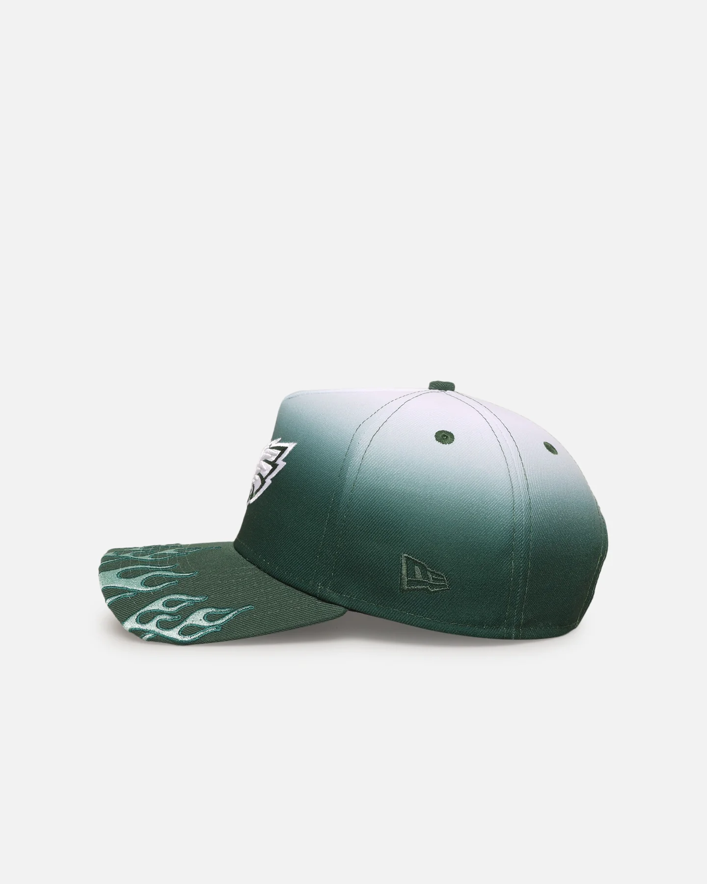 New Era Philadelphia Eagles 'Sundyed Flames' 9FORTY A-Frame Snapback Pine Green - Image 4