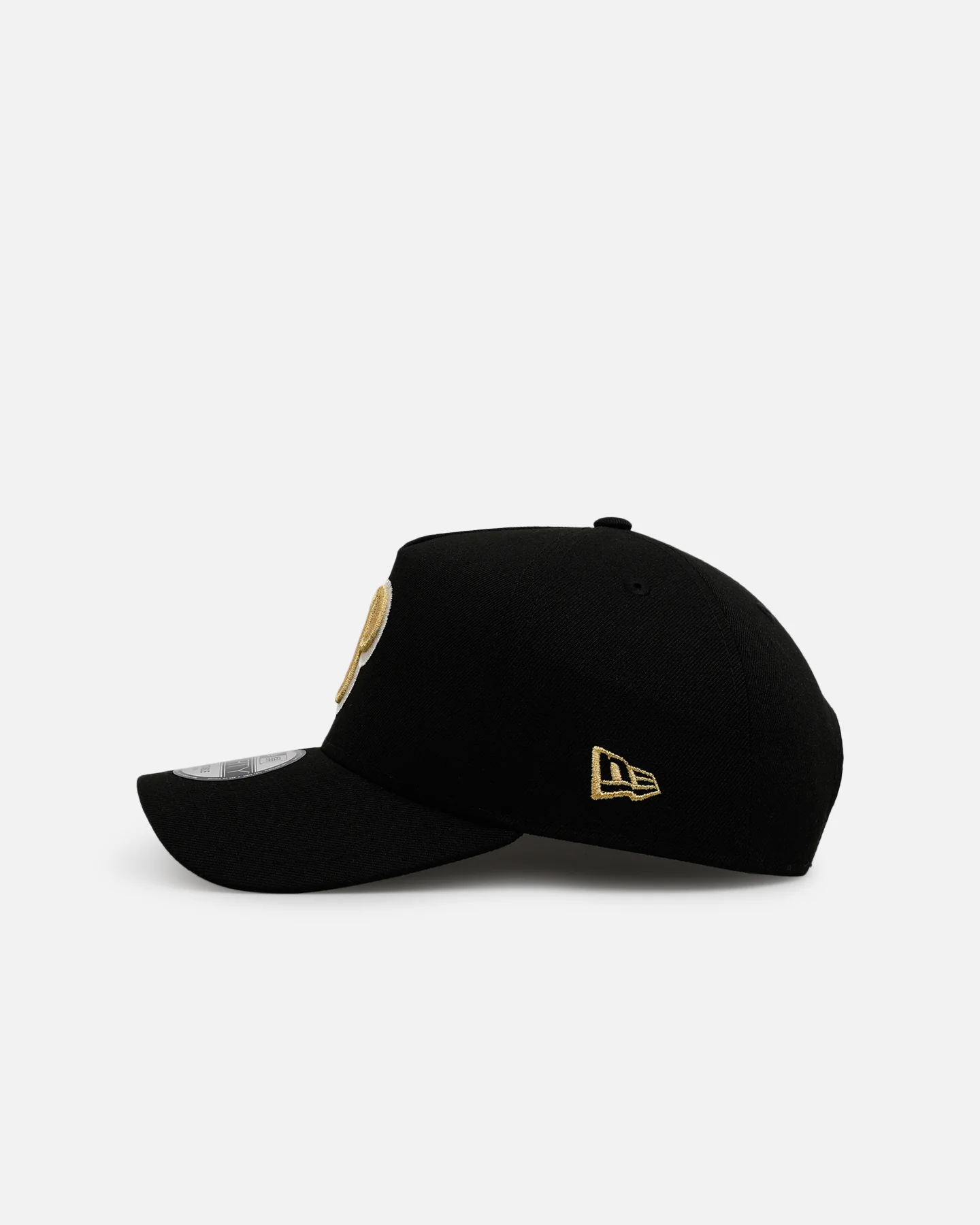 New Era Philadelphia Phillies 'New Year's Eve' 9FORTY A-Frame Snapback Gold/Silver - Image 4