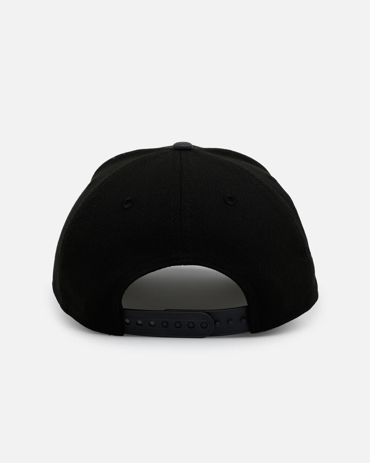 New Era Philadelphia Phillies 'Stealth' 9FORTY A-Frame Snapback Black/Charcoal - Image 2