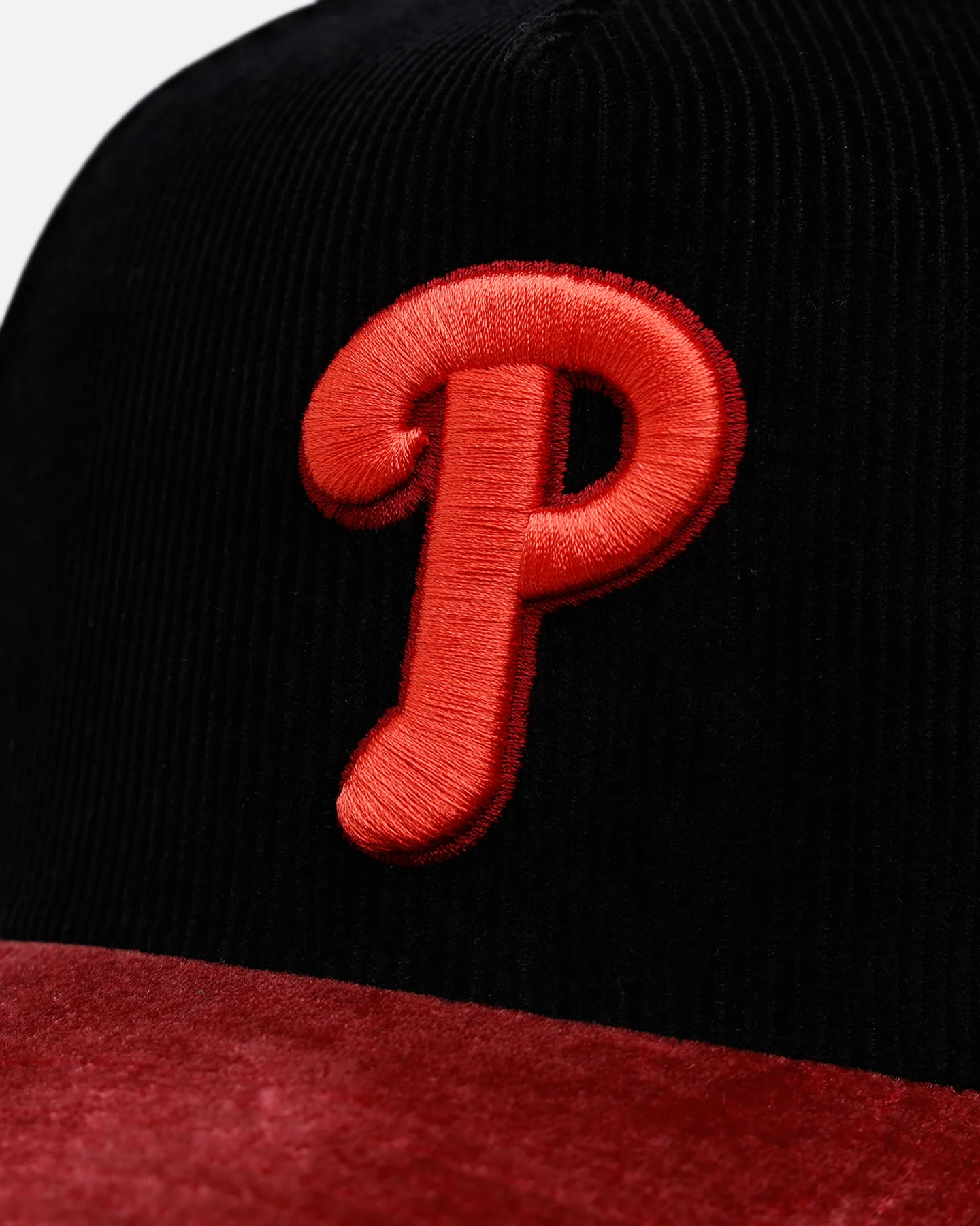 New Era Philadelphia Phillies 'Velvet Cord Certified Lover' 9FORTY A-Frame Premium Corduroy Snapback Black - Image 2