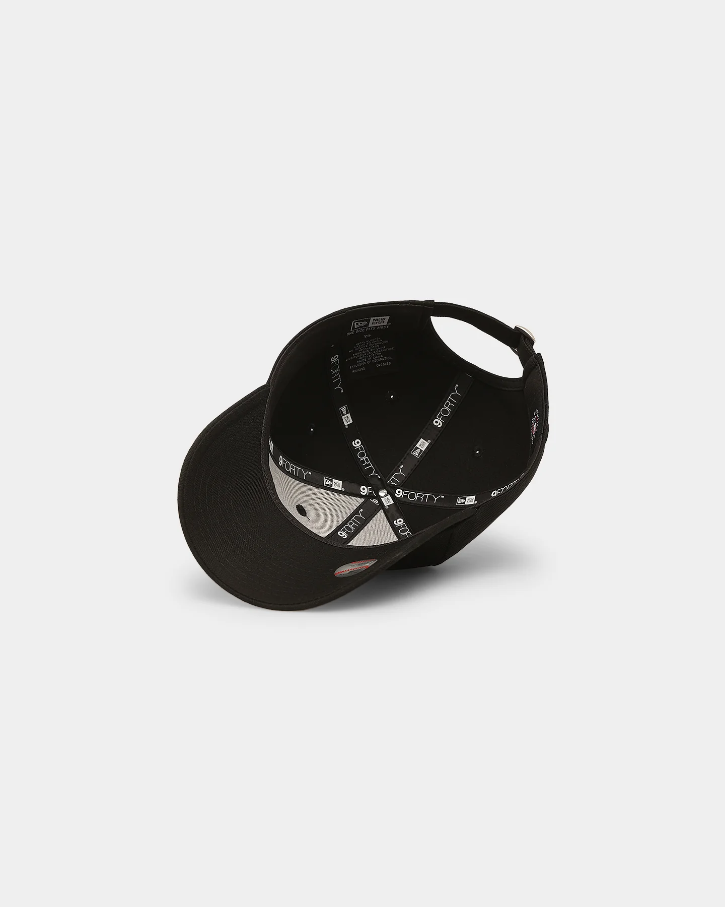 New Era Pittsburgh Pirates 'Black On Black' 9FORTY Casual Strapback Black/Black - Image 6