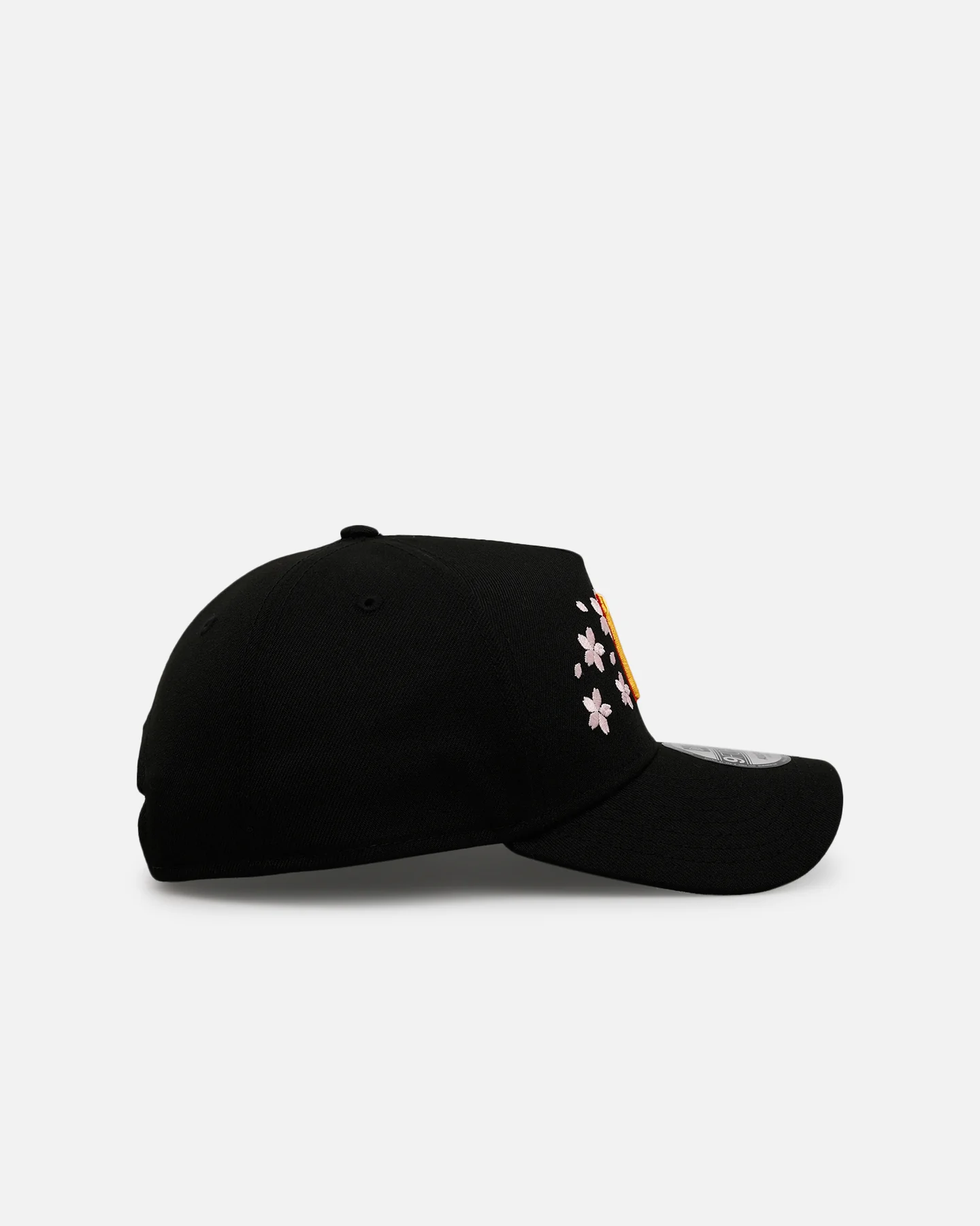 New Era Pittsburgh Pirates 'Cherry Blossoms' 9FORTY A-Frame Snapback Official Team Color - Image 3