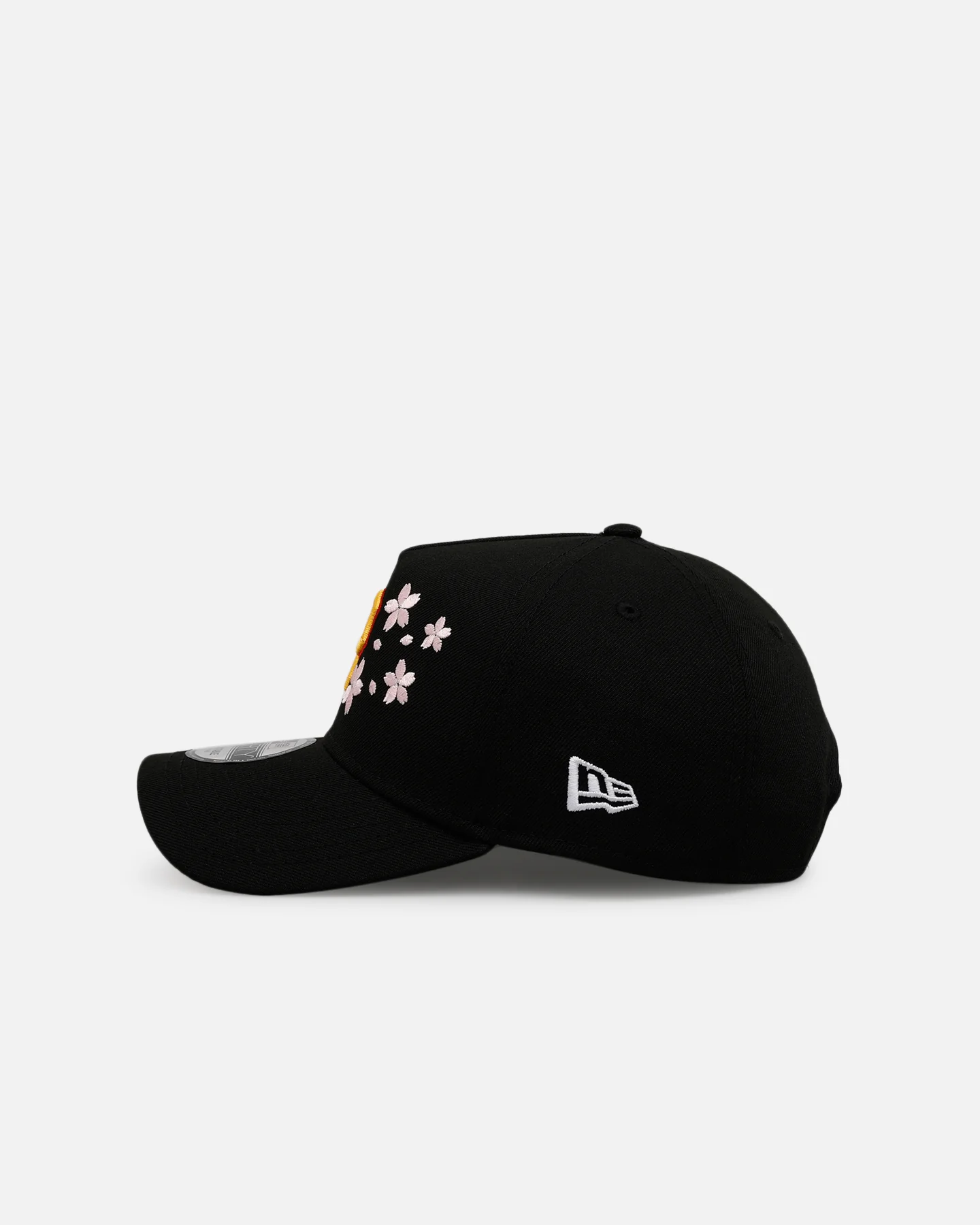 New Era Pittsburgh Pirates 'Cherry Blossoms' 9FORTY A-Frame Snapback Official Team Color - Image 4