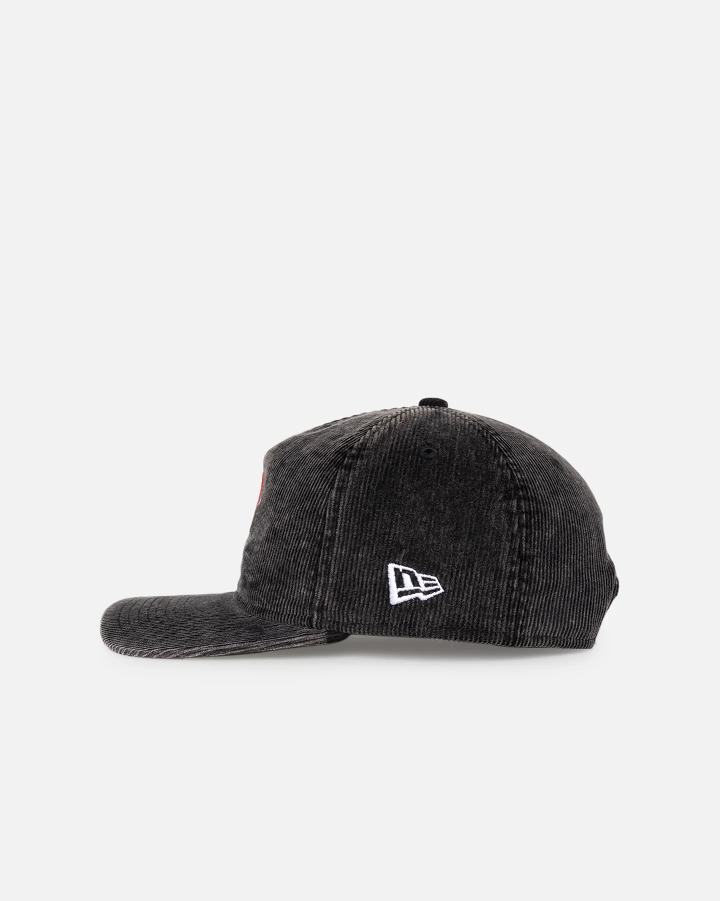 New Era Pittsburgh Pirates 'Washed Corduroy Golfer' Pre-Curved Golfer Snapback Washed Black - Image 4