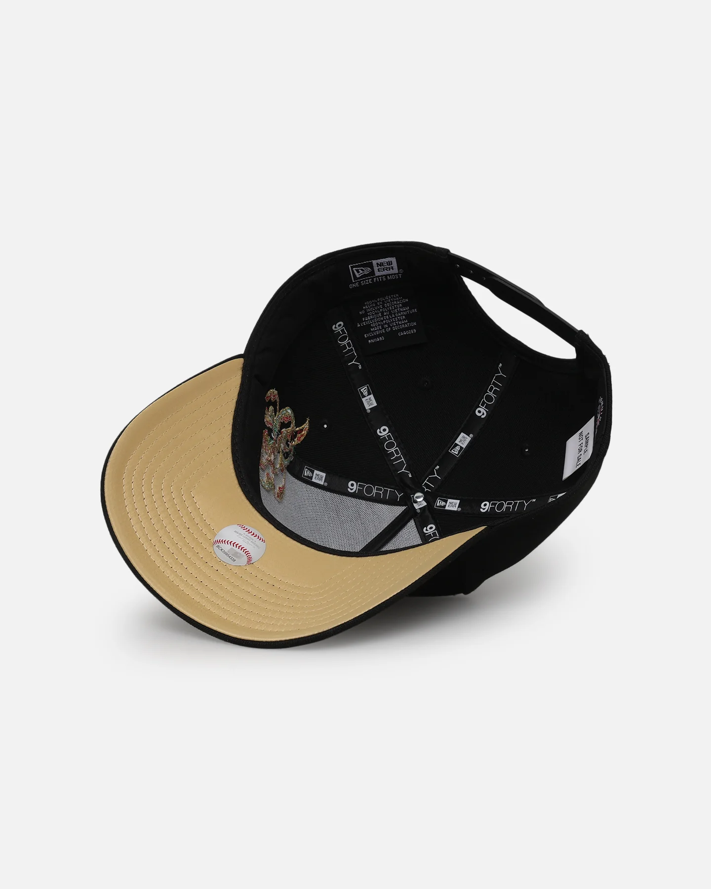 New Era Pittsburgh Pirates 'Year Of The Snake' 9FORTY A-Frame Snapback Black/Gold - Image 6