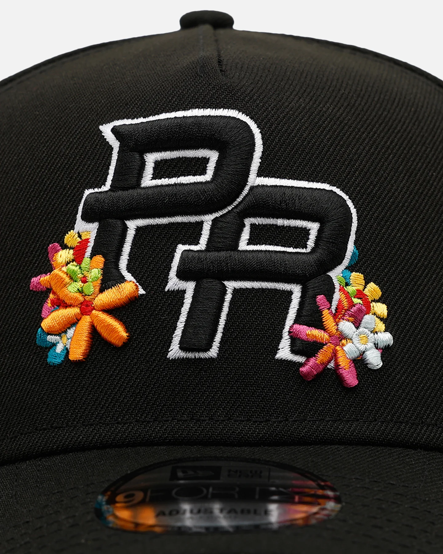 New Era Puerto Rico National Baseball Team 'Summer Flowers' 9FORTY A-Frame Snapback Black - Image 5