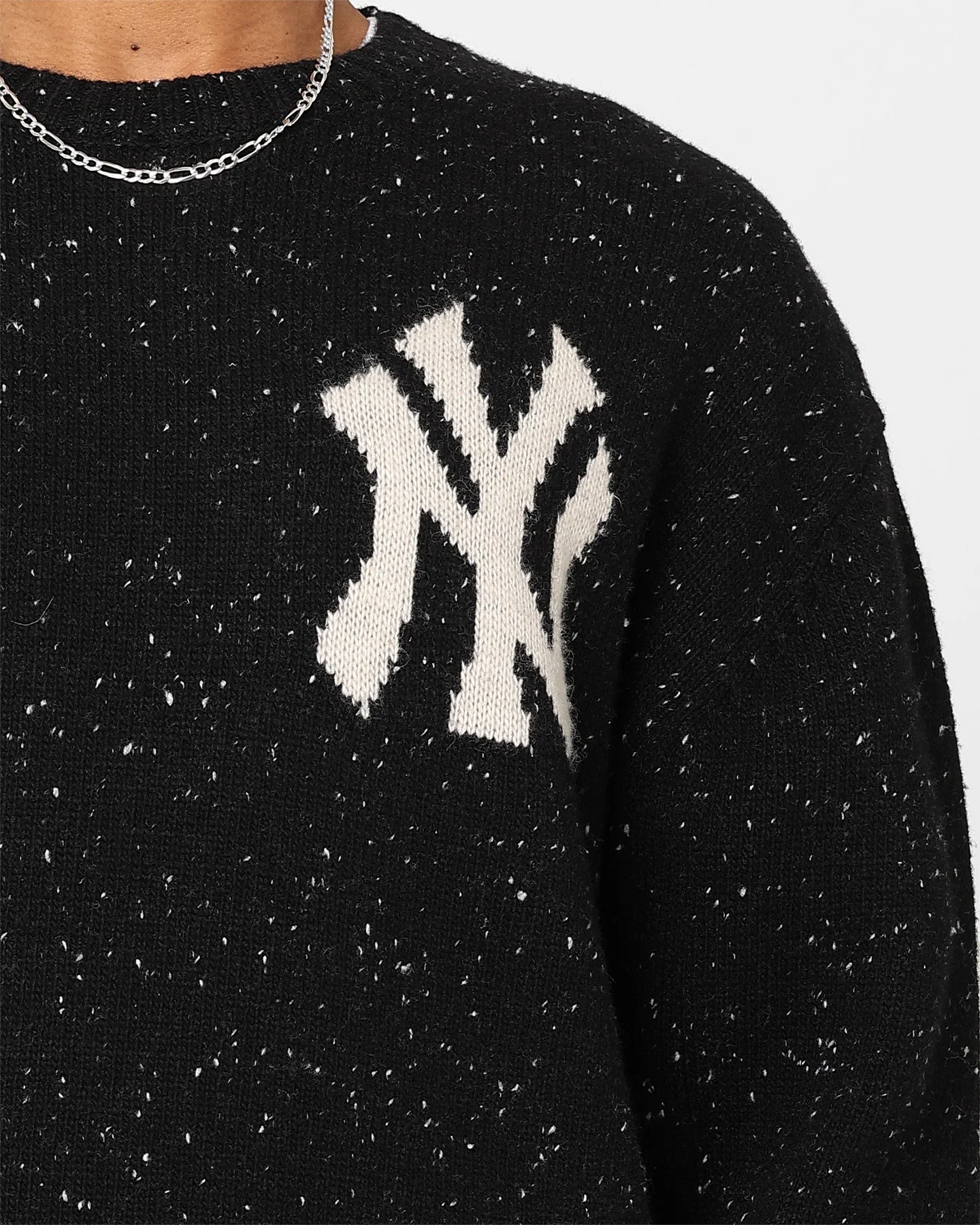 New Era New York Yankees Oversized Knit Sweater Black - Image 3