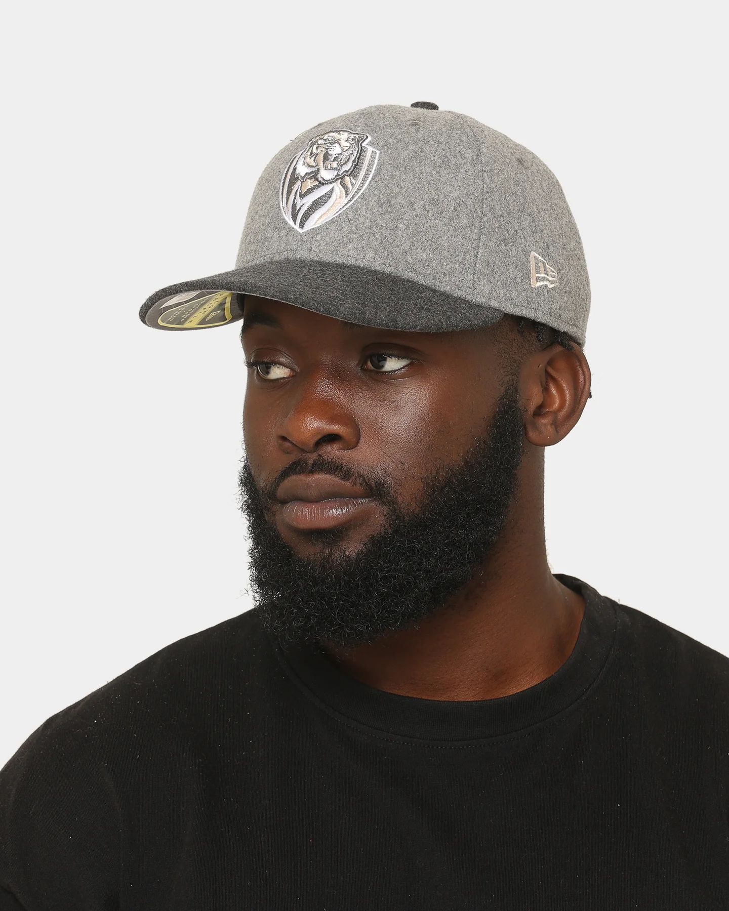 New Era Richmond Tigers 'Melton Wool Cap' AFL '22 59FIFTY Low Profile Fitted Dark Grey - Image 2