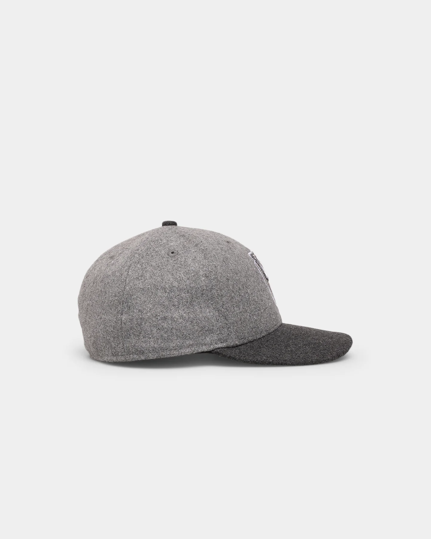 New Era Richmond Tigers 'Melton Wool Cap' AFL '22 59FIFTY Low Profile Fitted Dark Grey - Image 4