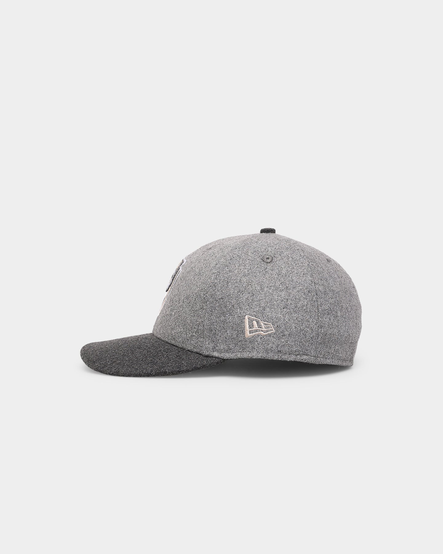 New Era Richmond Tigers 'Melton Wool Cap' AFL '22 59FIFTY Low Profile Fitted Dark Grey - Image 5