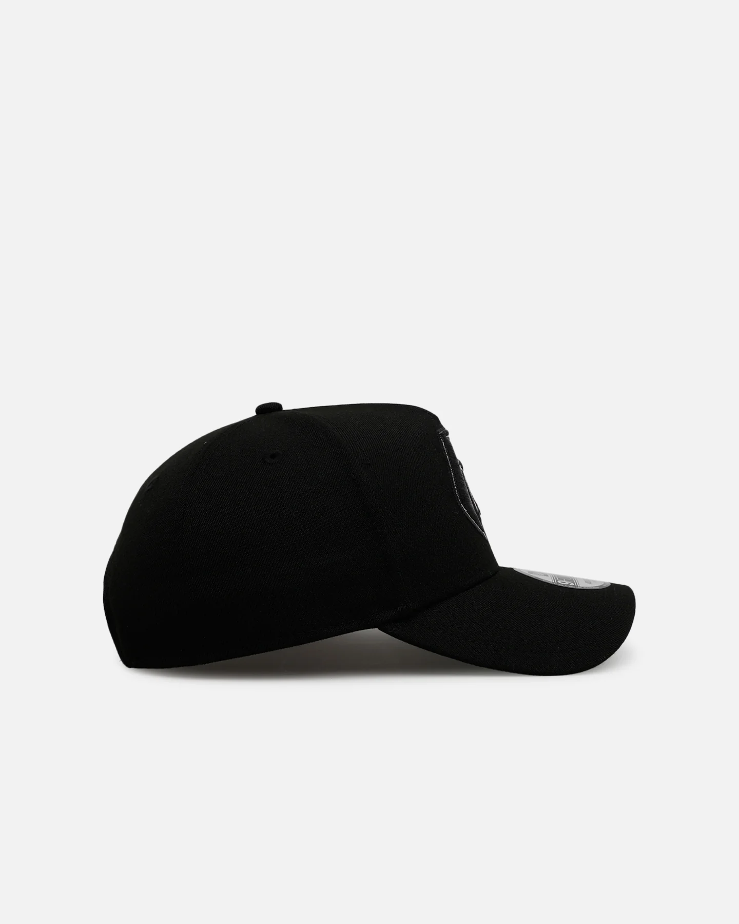 New Era Ruff Ryders Entertainment 'Homage' 9FORTY A-Frame Snapback Black - Image 3