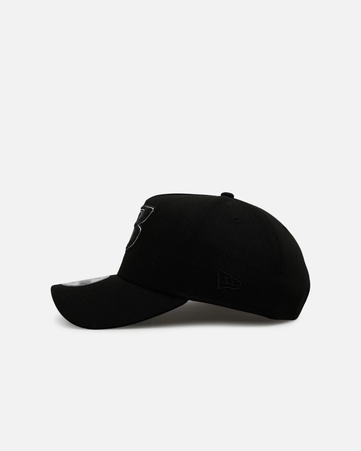 New Era Ruff Ryders Entertainment 'Homage' 9FORTY A-Frame Snapback Black - Image 4