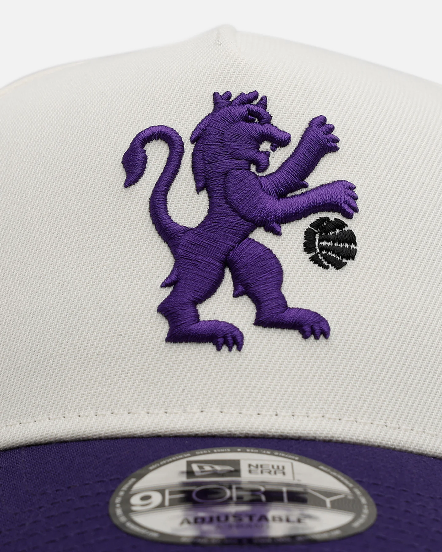 New Era Sacramento Kings 'Purple Haze 2.0' 9FORTY A-Frame Snapback Chrome/Purple - Image 5