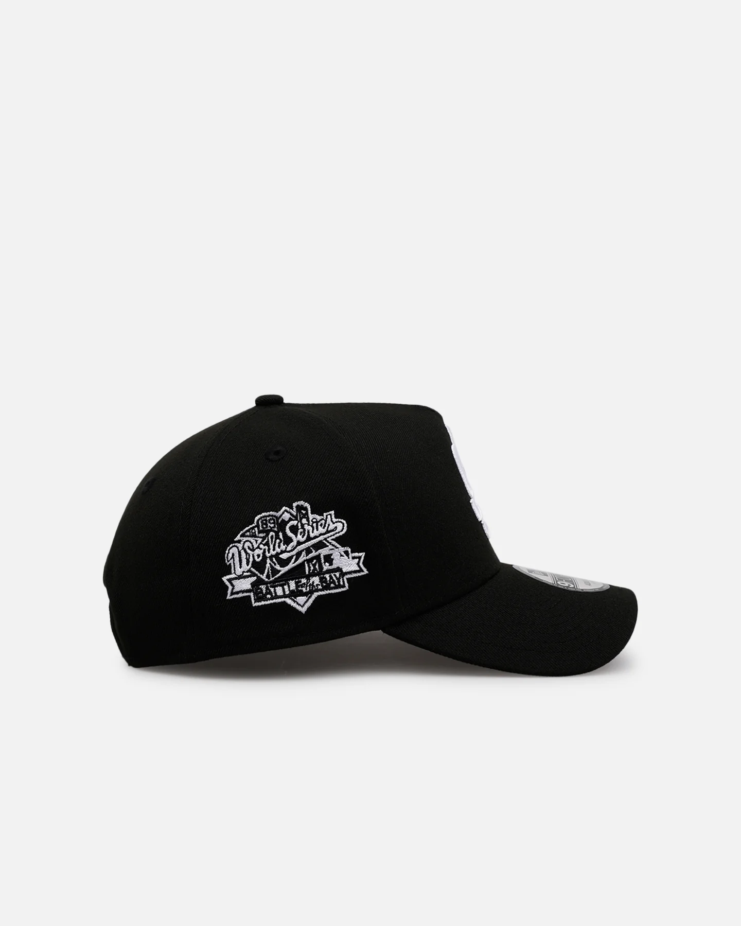 New Era San Francisco Giants 'Black White Upside Down Logo' 9FORTY A-Frame Snapback Black/White - Image 3